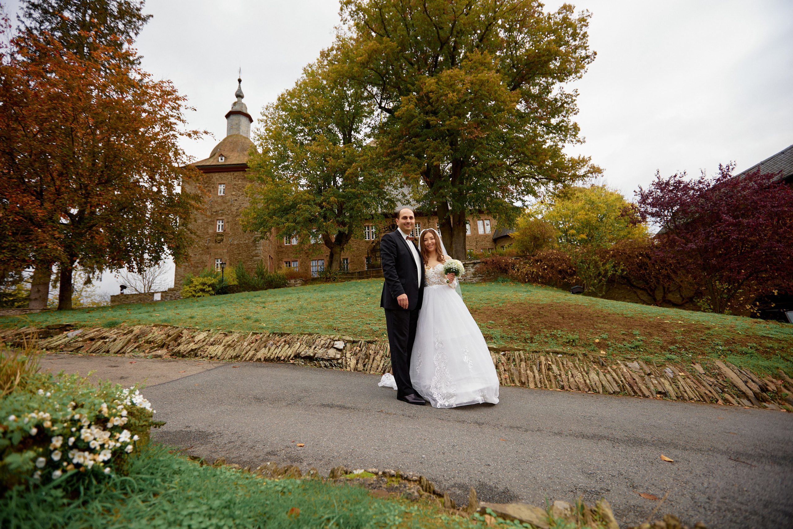 Hochzeitsfotos aus Düsseldorf. Hochzeitsfotograf und Hochzeitsvideograf aus Hamburg | Roka21Film