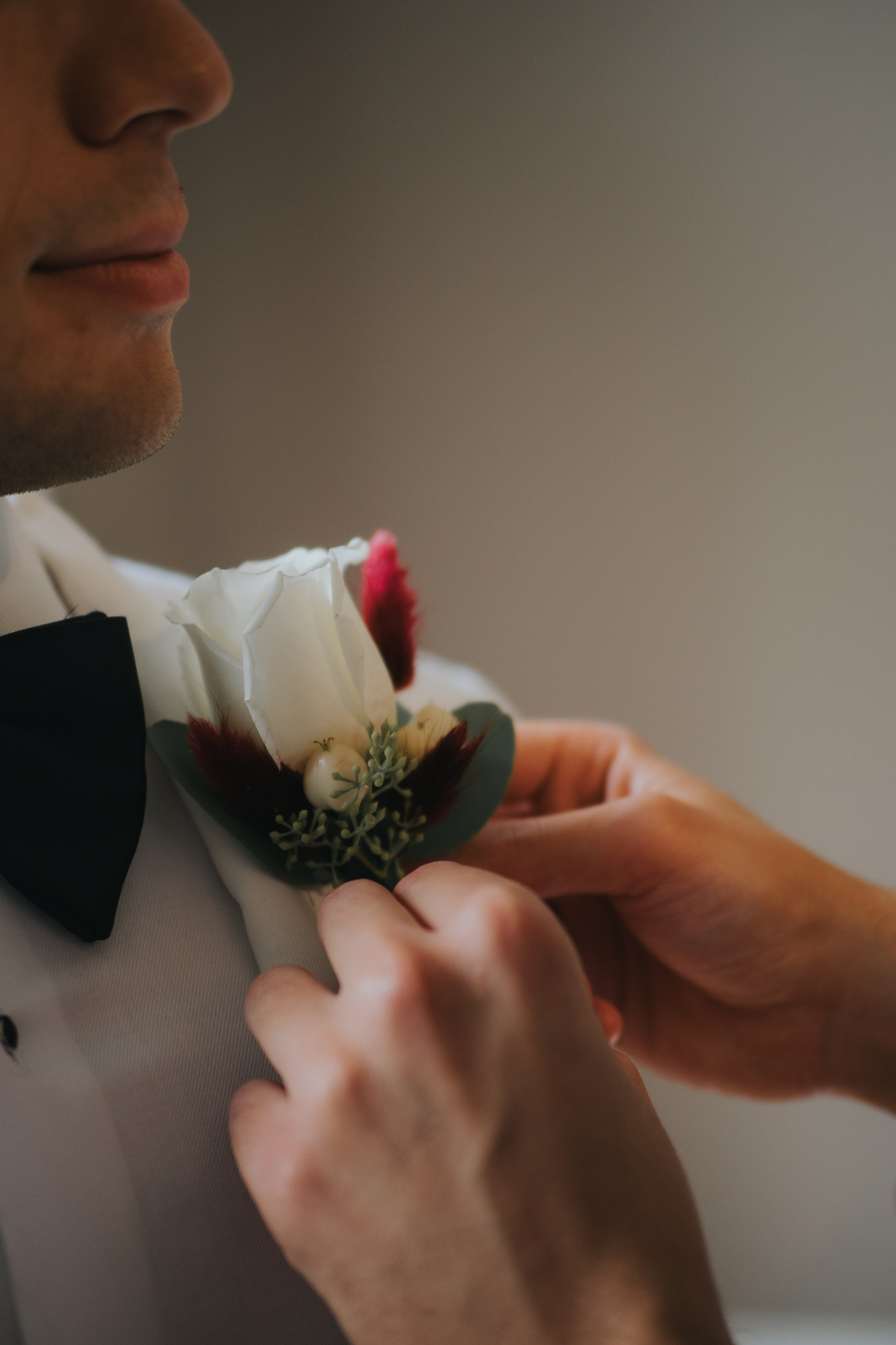 Wedding of Cassandra and Loïc in Beaconsfield, Montreal. Wedding and Family Photography Montreal Muriel Oe Photo