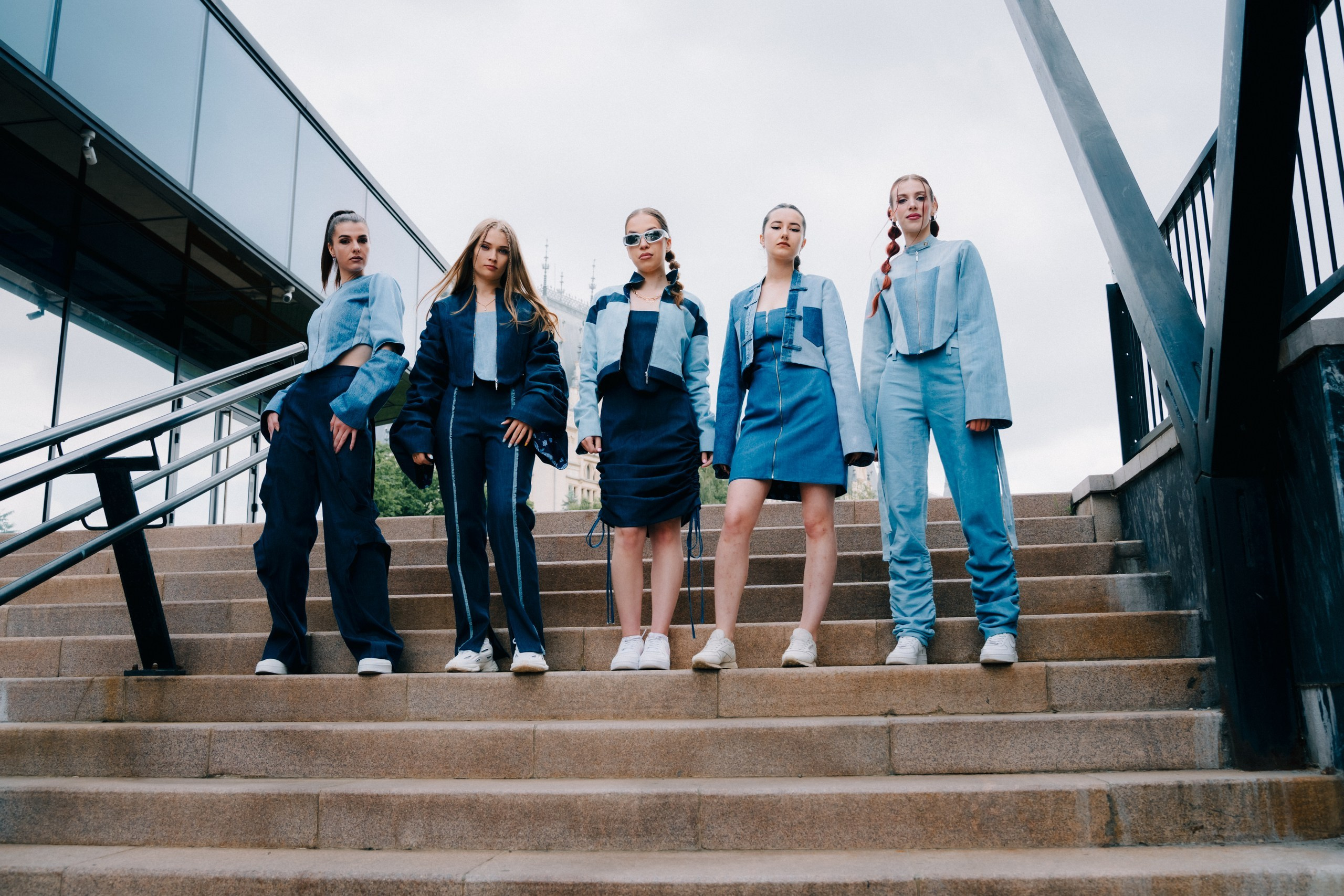 The girls. Alexandru Raileanu