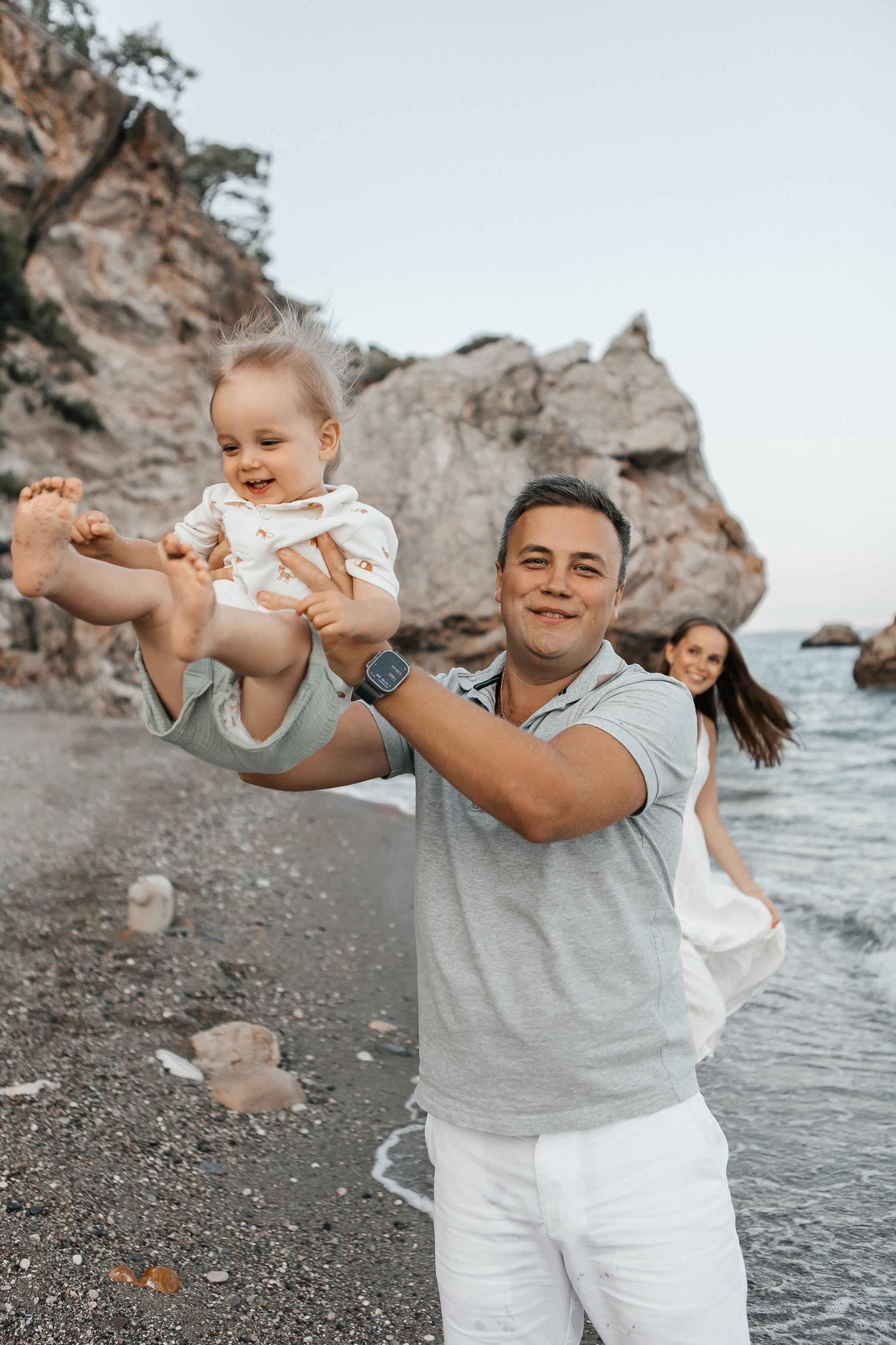 Пляж со скалами. Фотограф в Анталии, Кемере и Белеке