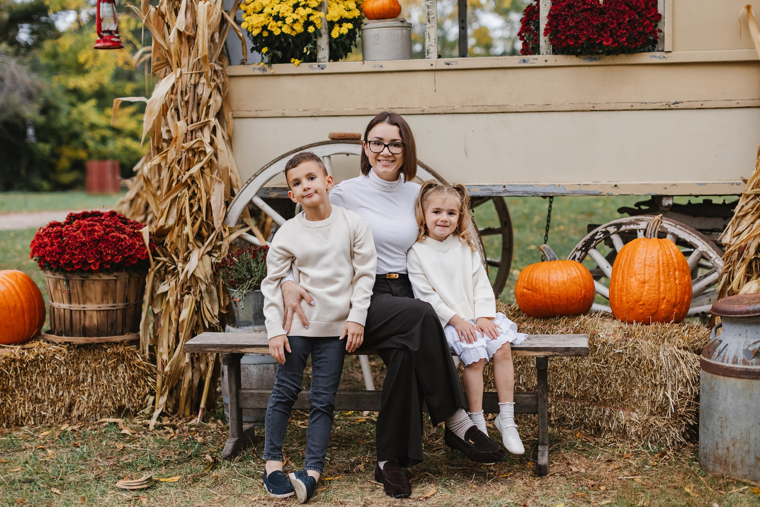 10.18.25 Family Photoshoot. Wedding family event photographer in Chicago Nick Yushevich