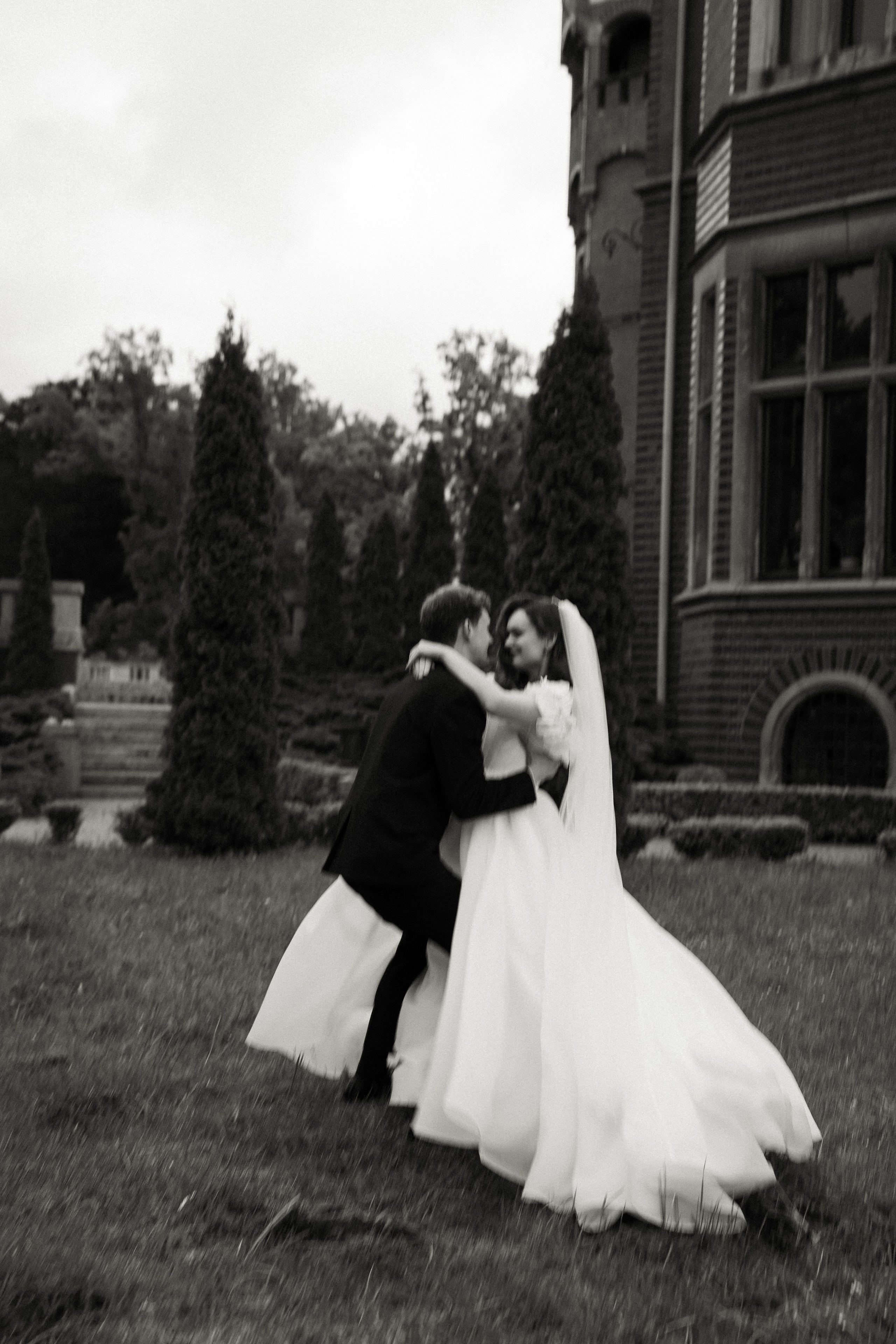 Ślub Soni i Nikity. Ania Smol Fotograf Olsztyn