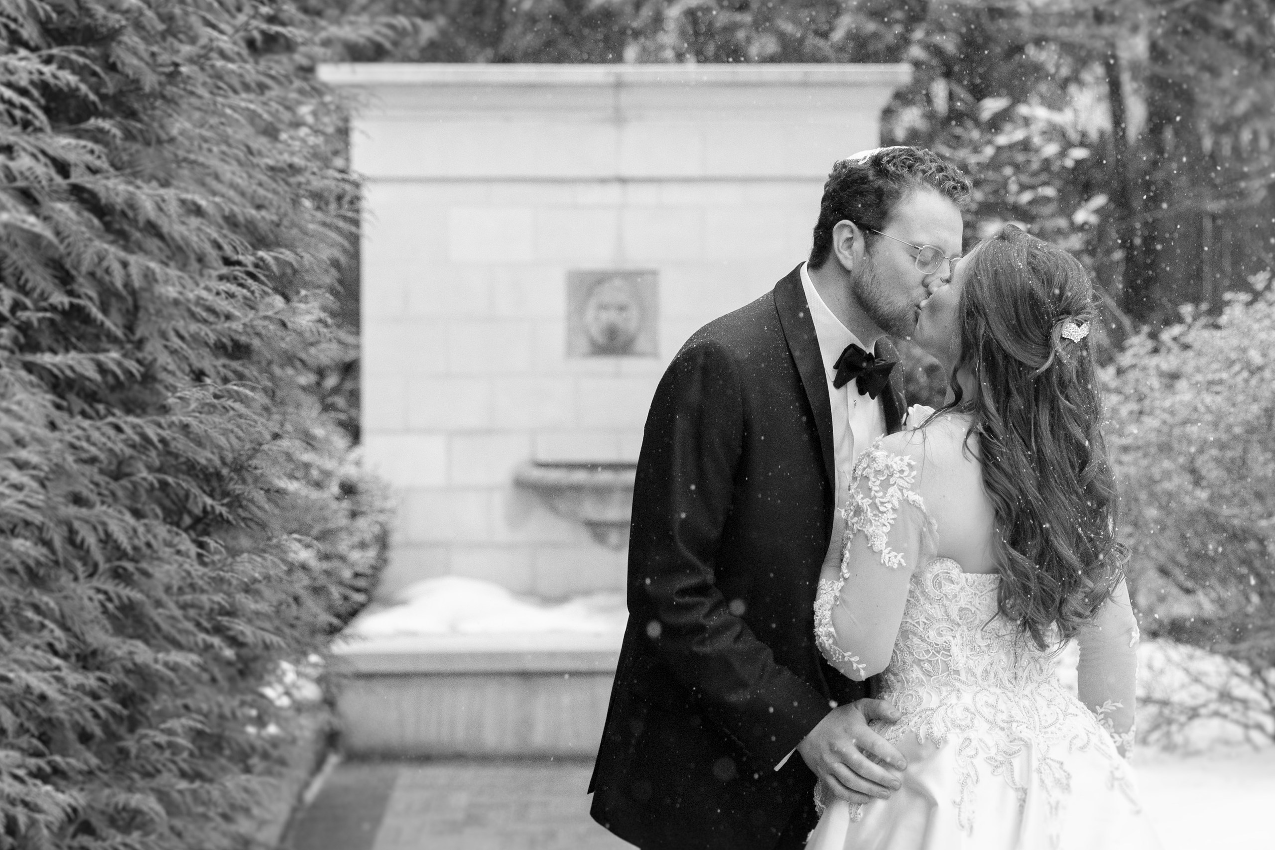 Isabel & Ross, Florentine Gardens. Wedding Photo & Video