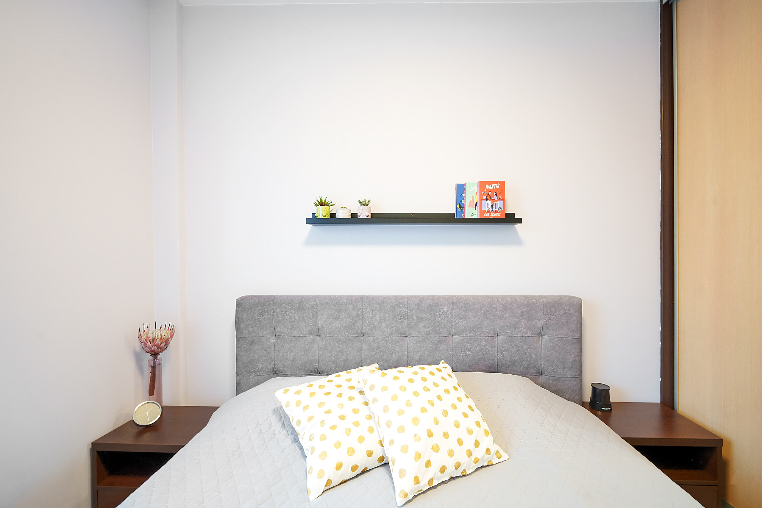 Bajorų kelias 1. Elina Sapiega fotografė Vilniuje