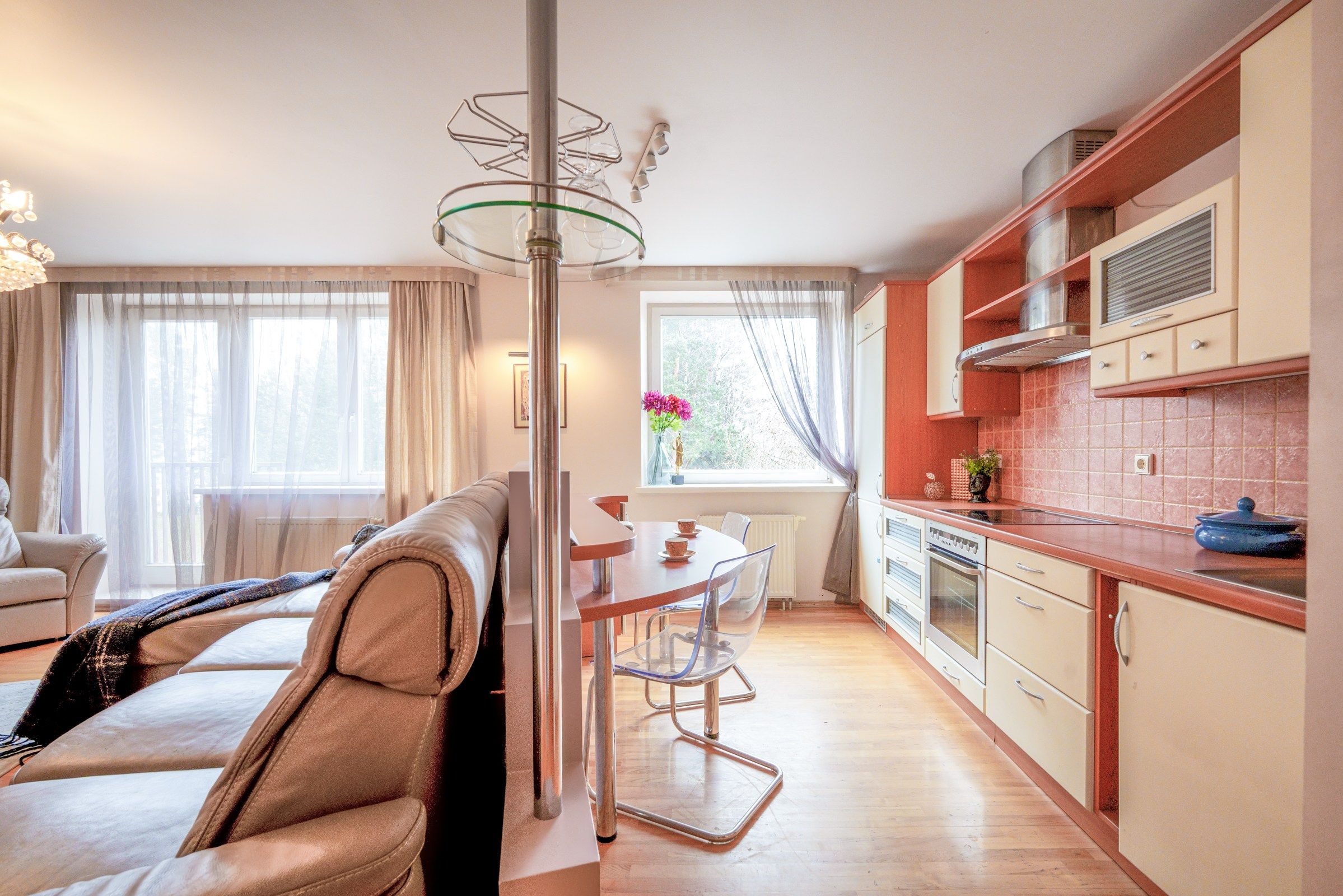 2--jų kambarių butas L. Gyros 80, Vilnius. Elina Sapiega fotografė Vilniuje