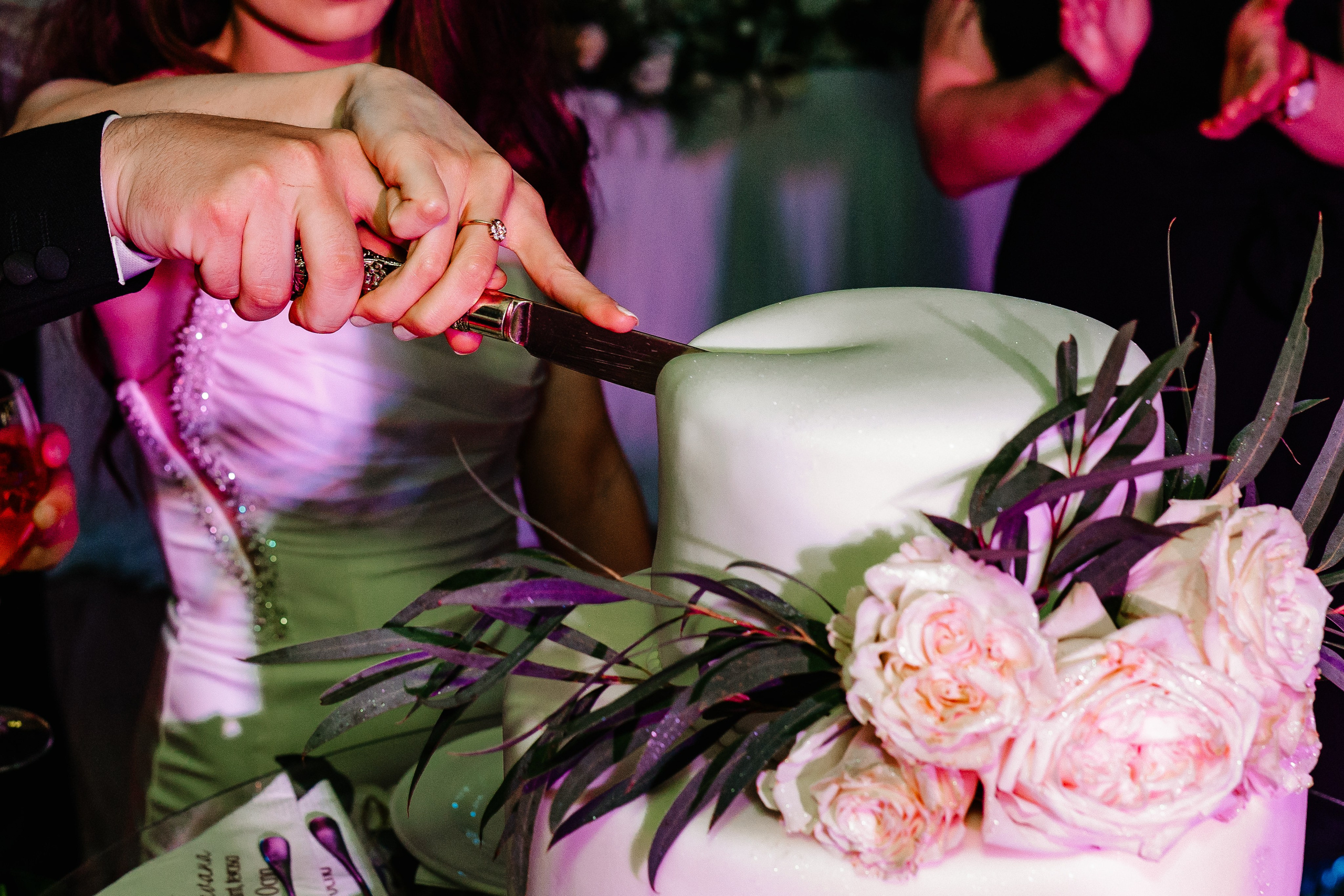 Fotograf de nunta Bacau. Nunta la Havana. Nunta in Targu Ocna. Foto-video nunta Bacau 