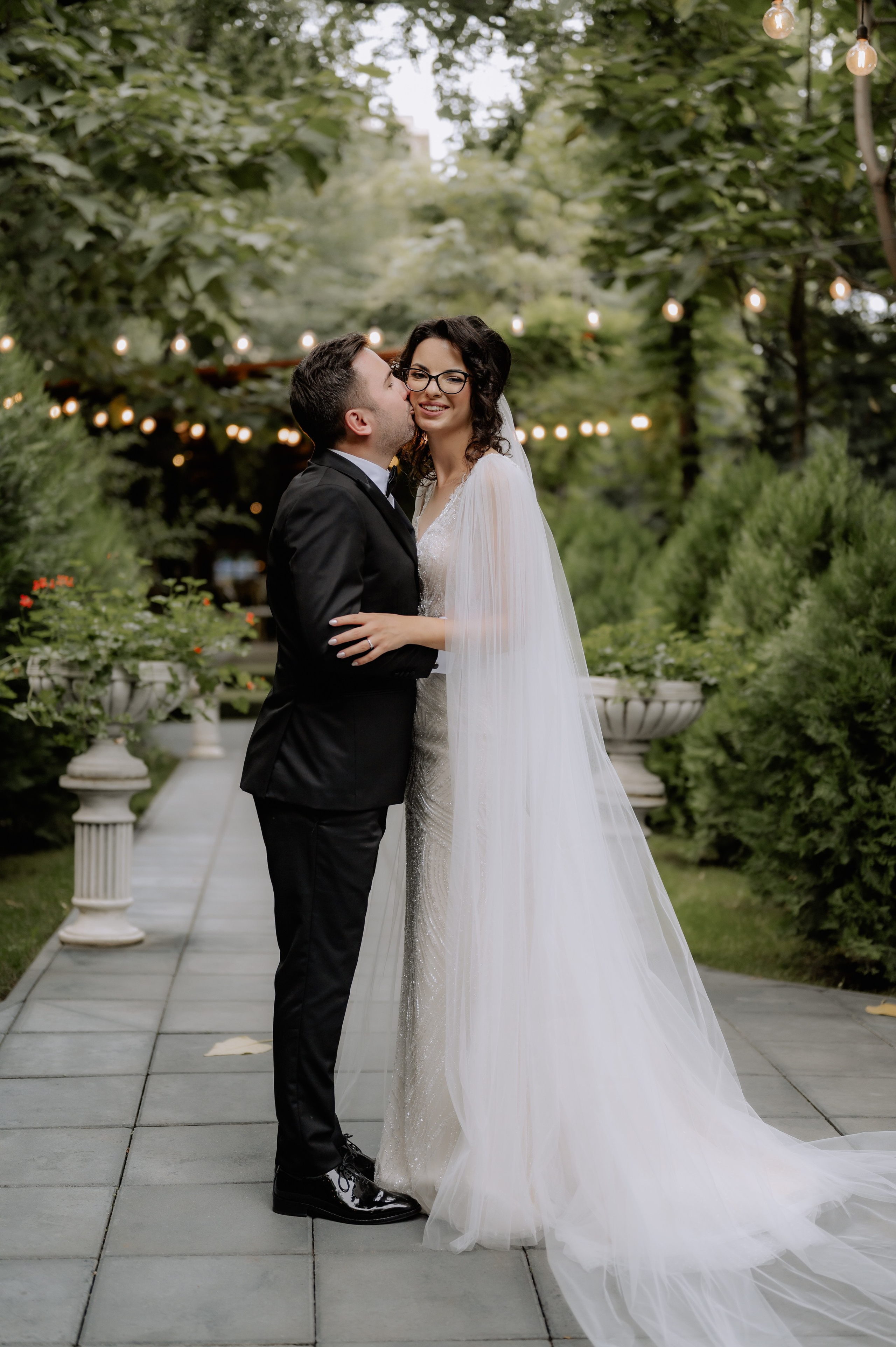 Fotograf Nunta Bucuresti la Baroque Events and Garden. Proud Vision Weddings | Wedding Photography & Film — Servicii profesionale Foto Video Nunta Iasi