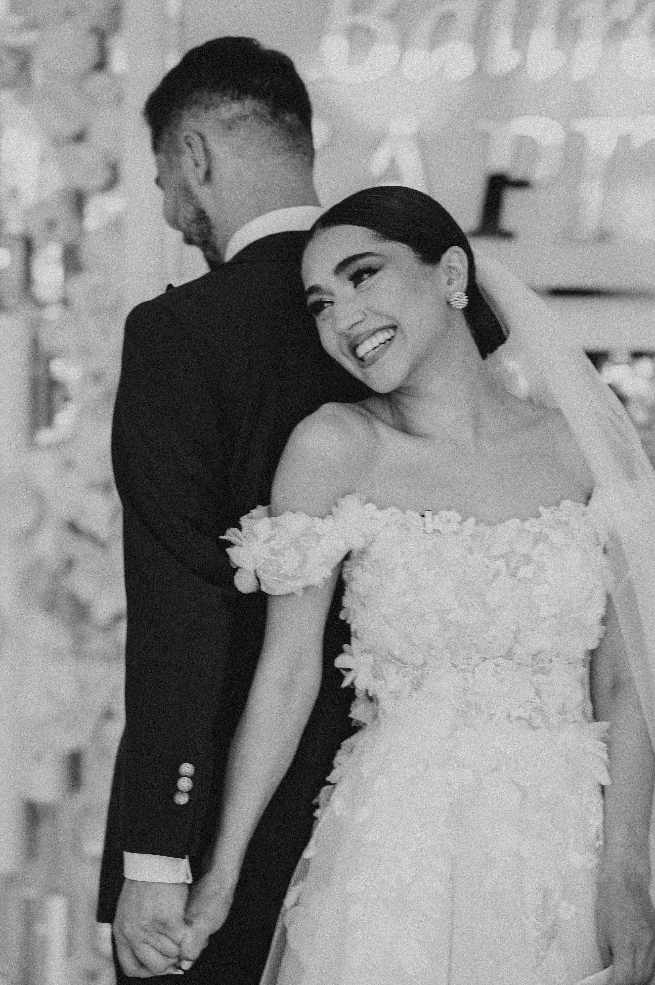 Nunta la Hotel Capitol Iasi. Proud Vision Weddings | Wedding Photography & Film — Servicii profesionale Foto Video Nunta Iasi