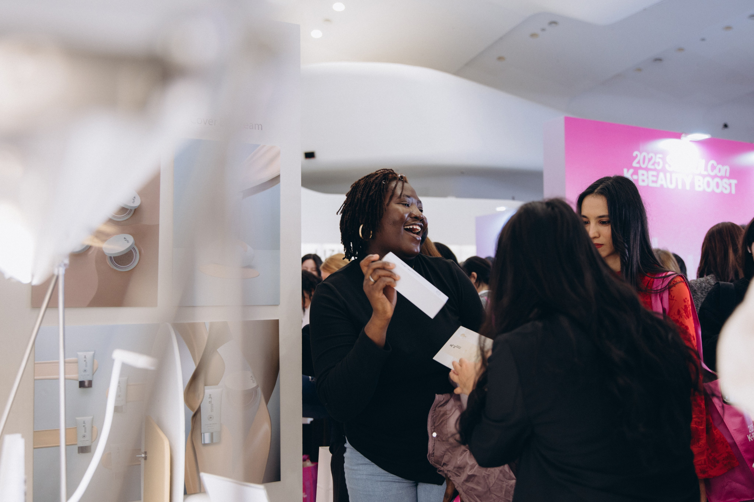 Seoul beauty expo 2025 (Black Rice). Portrait photographer in South Korea Olga Lian