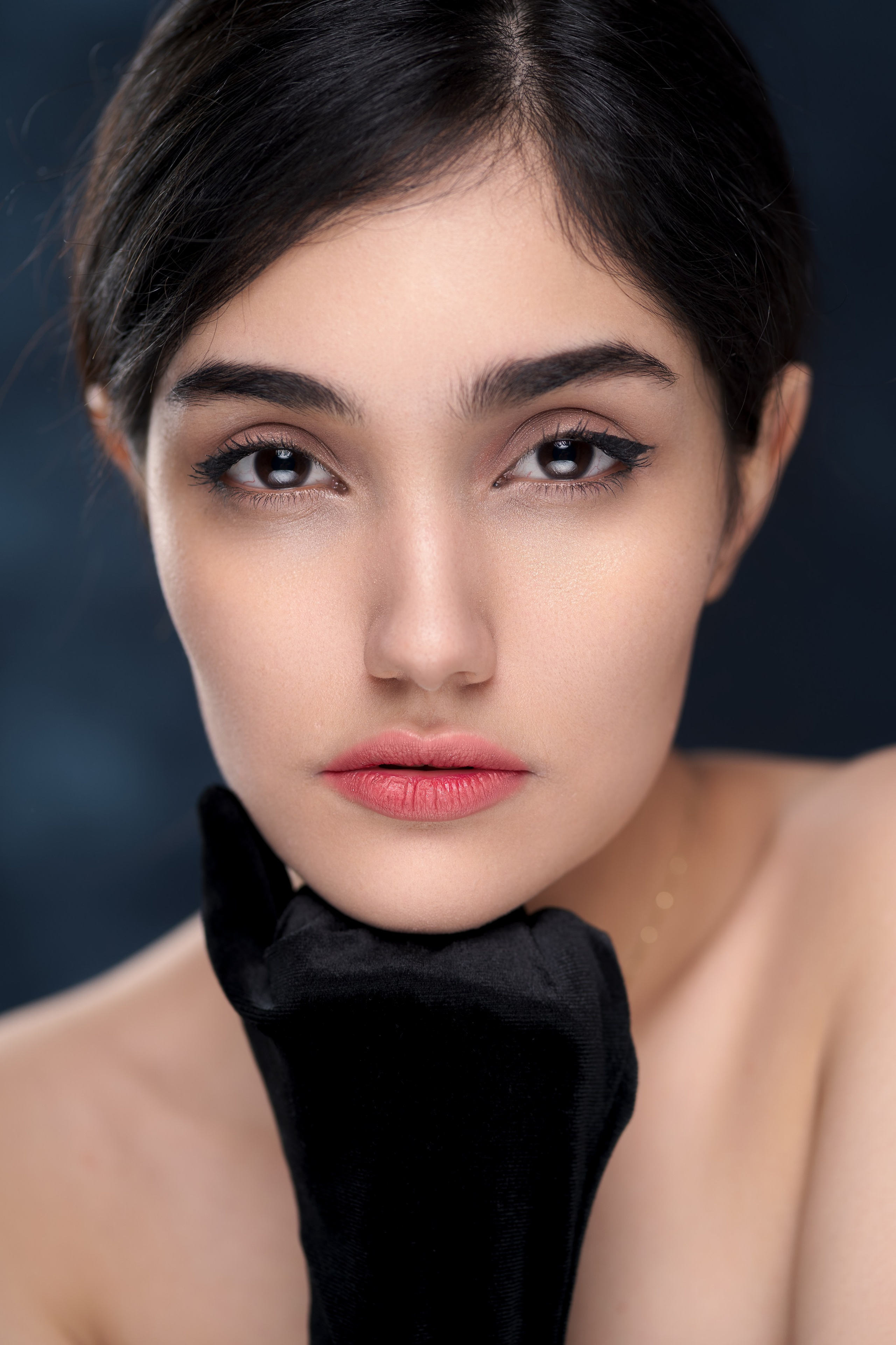 Beauty, Fashion and Glamour. Mehran Hadad — Portrait Photographer, Filmmaker and Youtuber