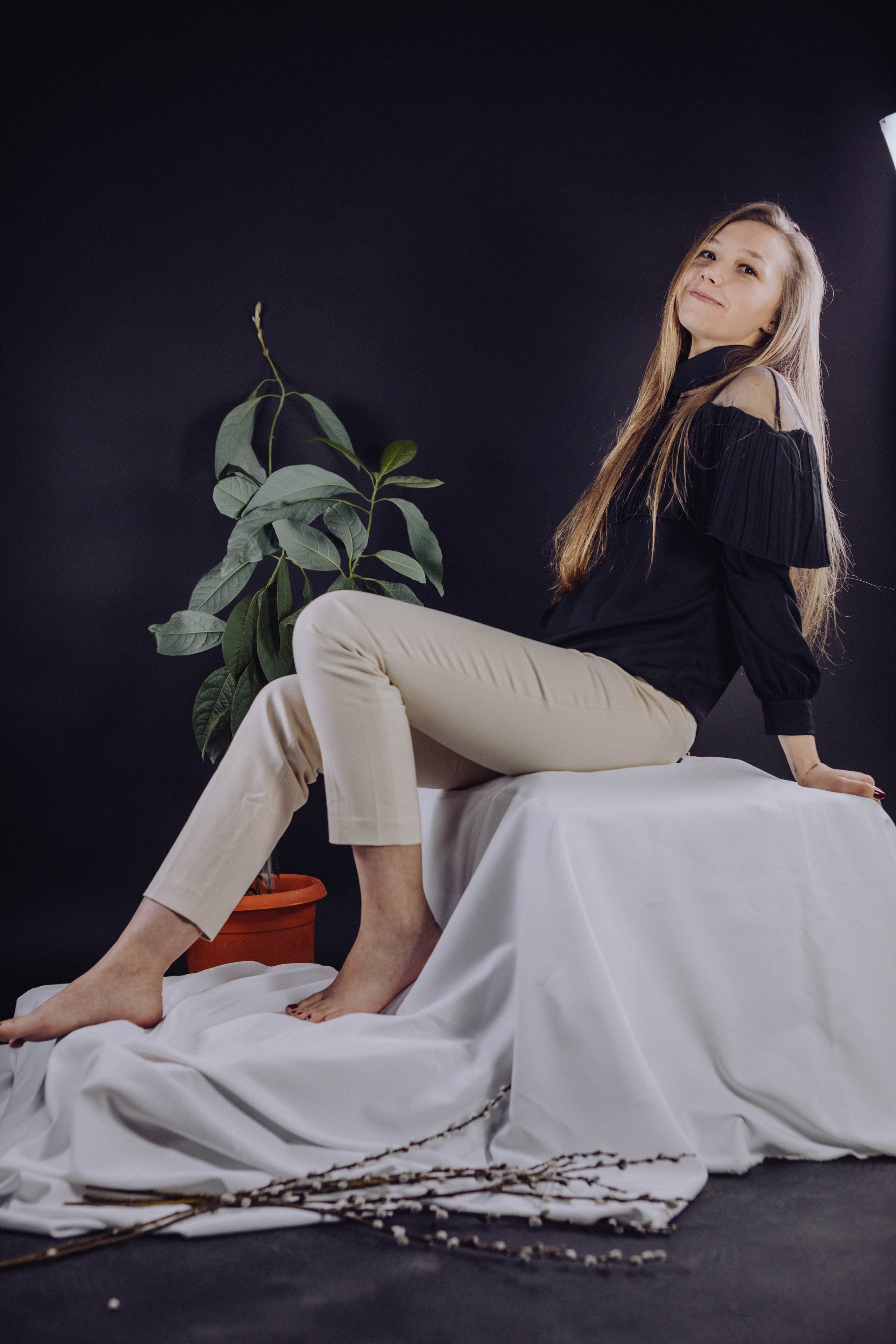 Honorine. Wedding & couple photographer from Romania Rut Vetan