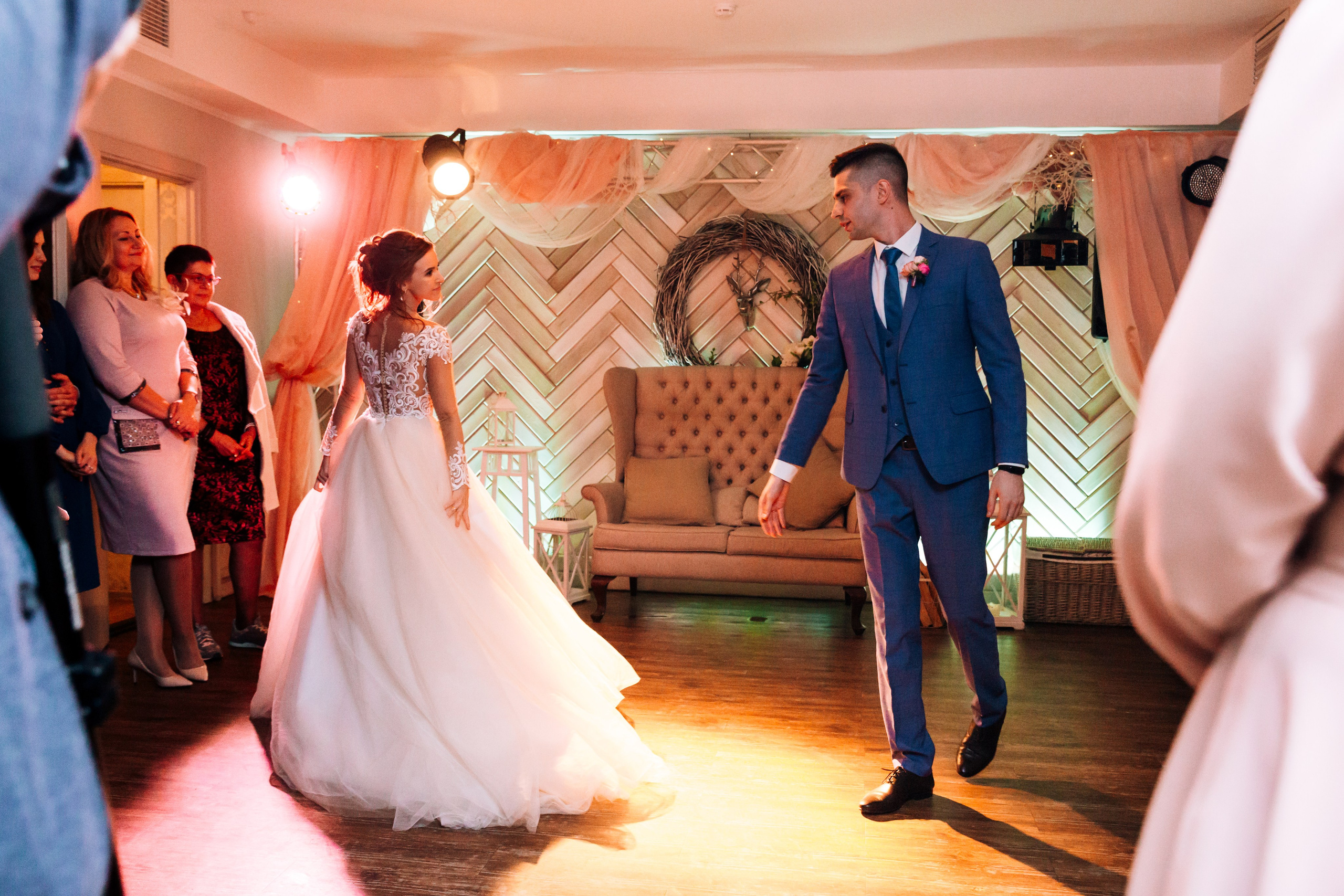 Poročna fofografija. Fotografinja in videografinja Mariia Bortiakova iz Slovenije: fotografiranje dogodkov, portretov in snemanje videov po vsej Sloveniji