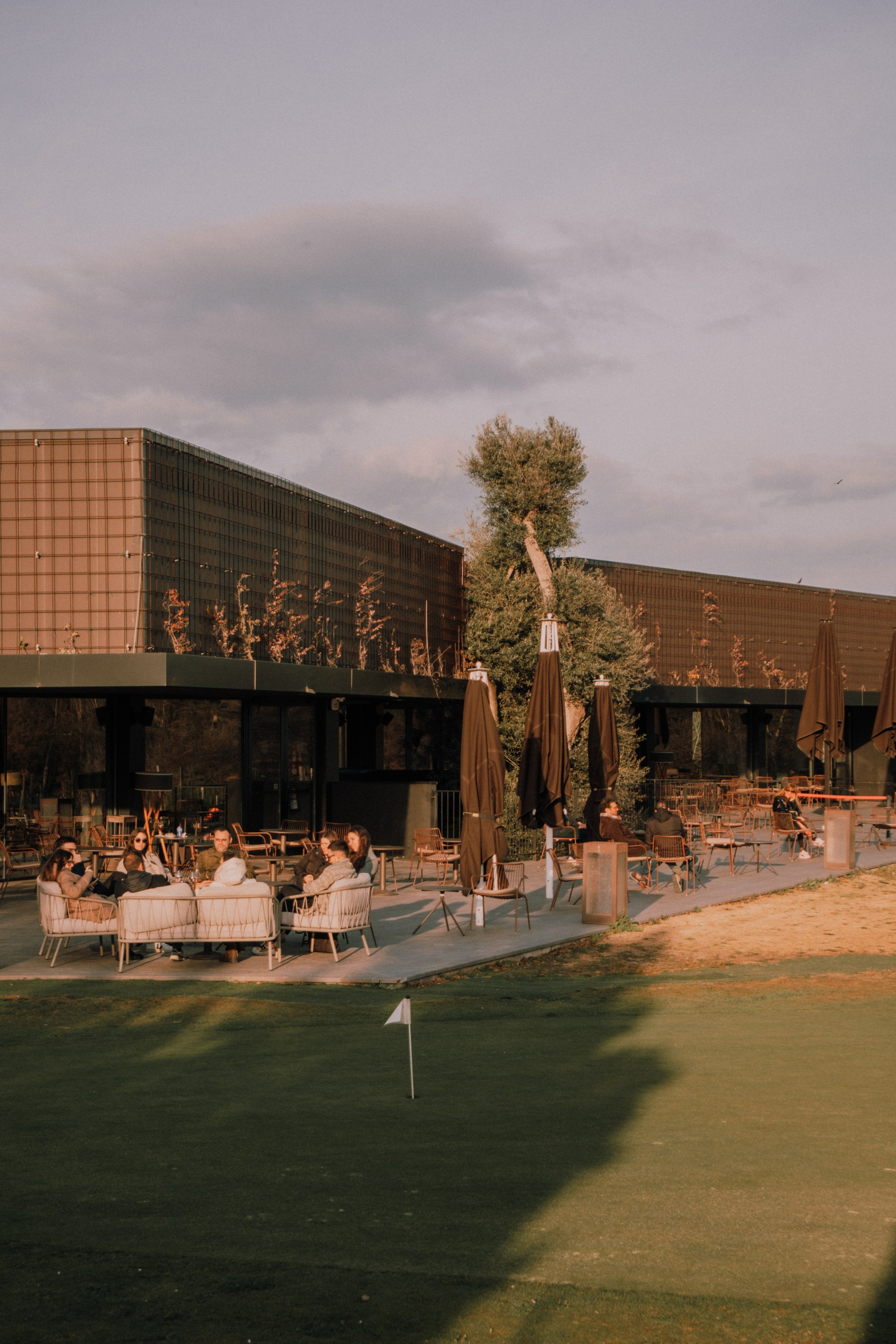 Sesión familiar en el bosque. Fotografía profesional en Calafell - Elena Medvedeva