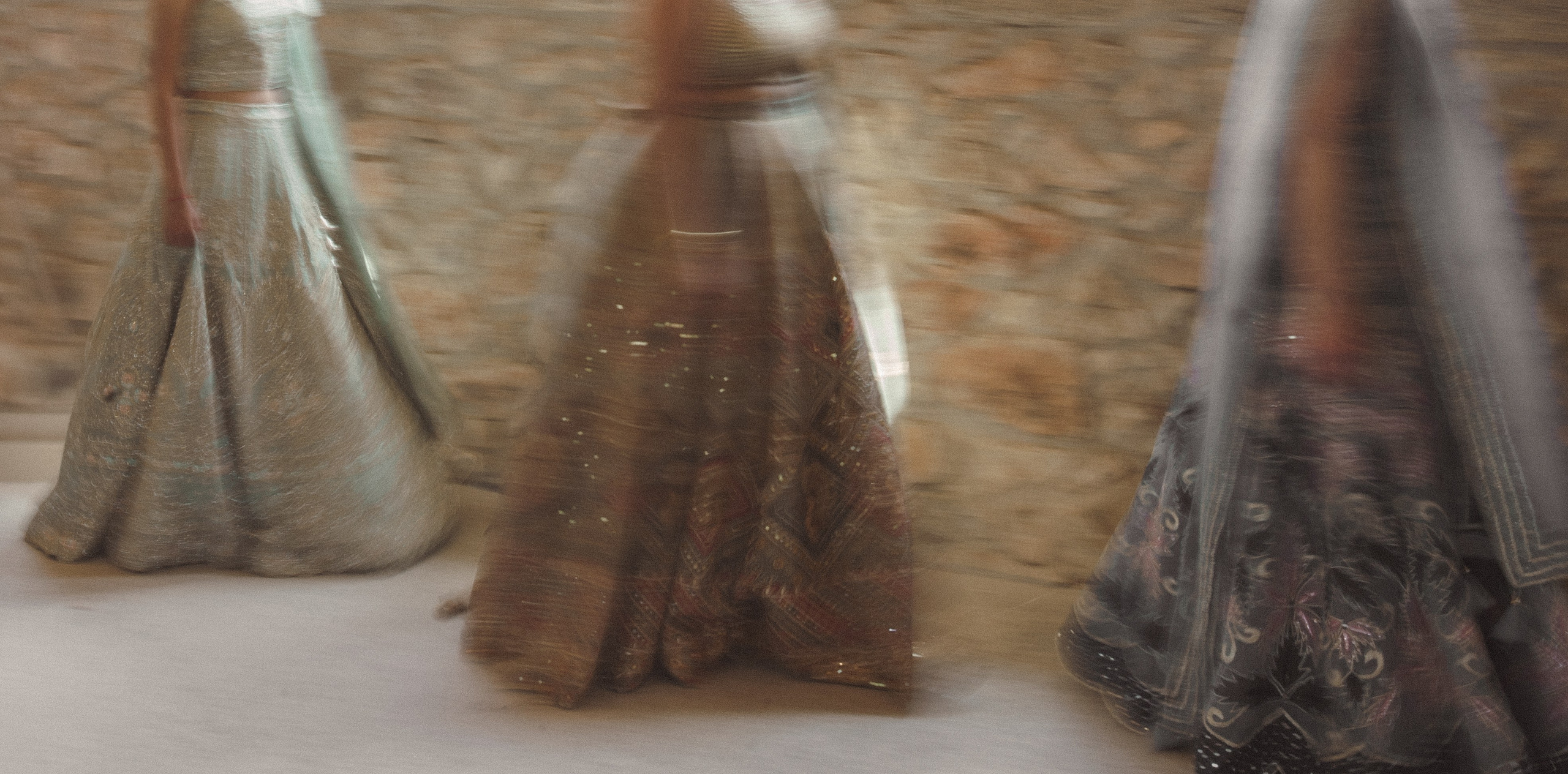 Patrik & Naomi. Monestir Sant Salvi. Paola wedding photographer / videographer in Barcelona