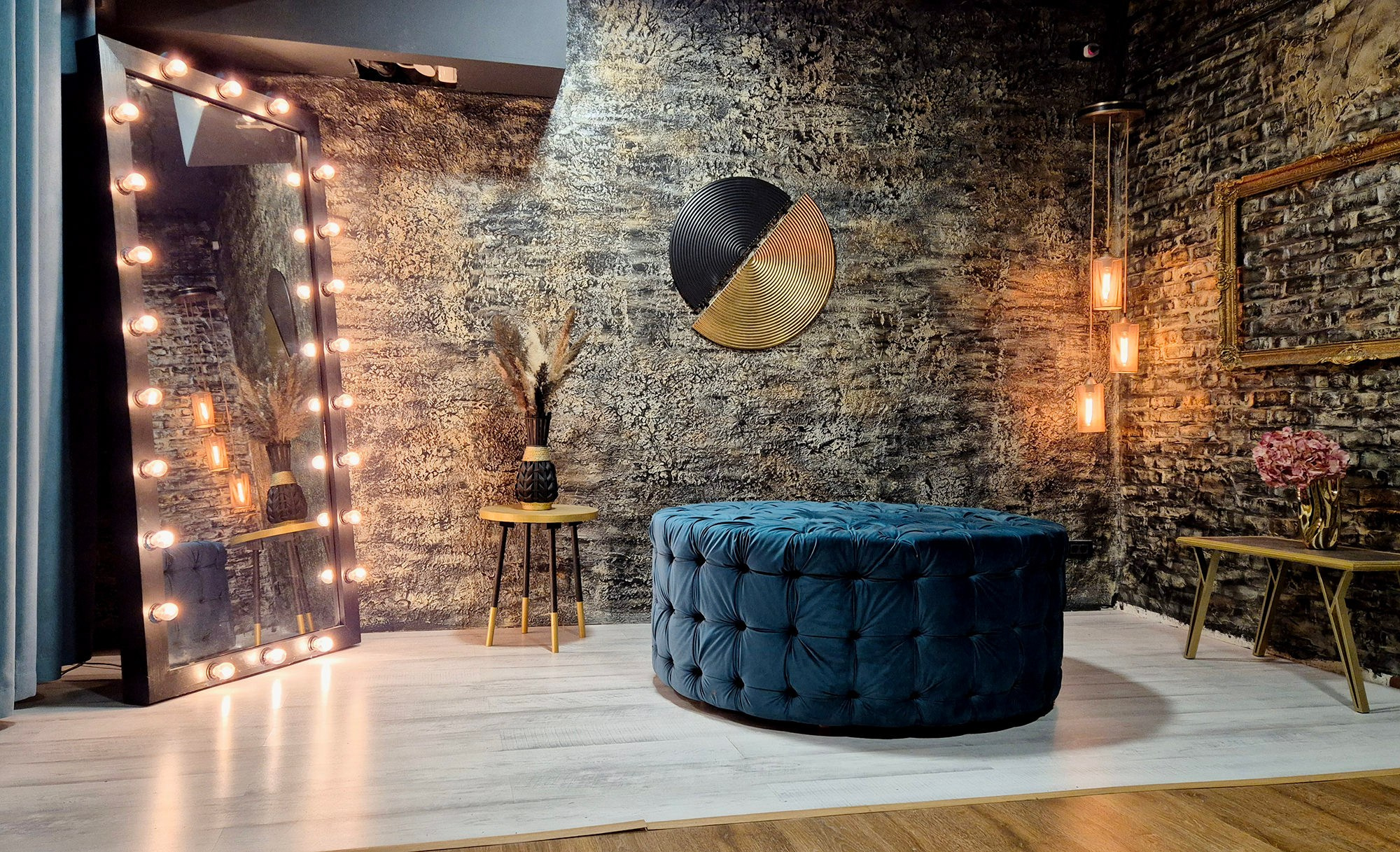 Prezentare studio foto personal Galati. Setup decoruri. Studio foto Galati sexy — boudoir fotograf freelancer Florin Costache