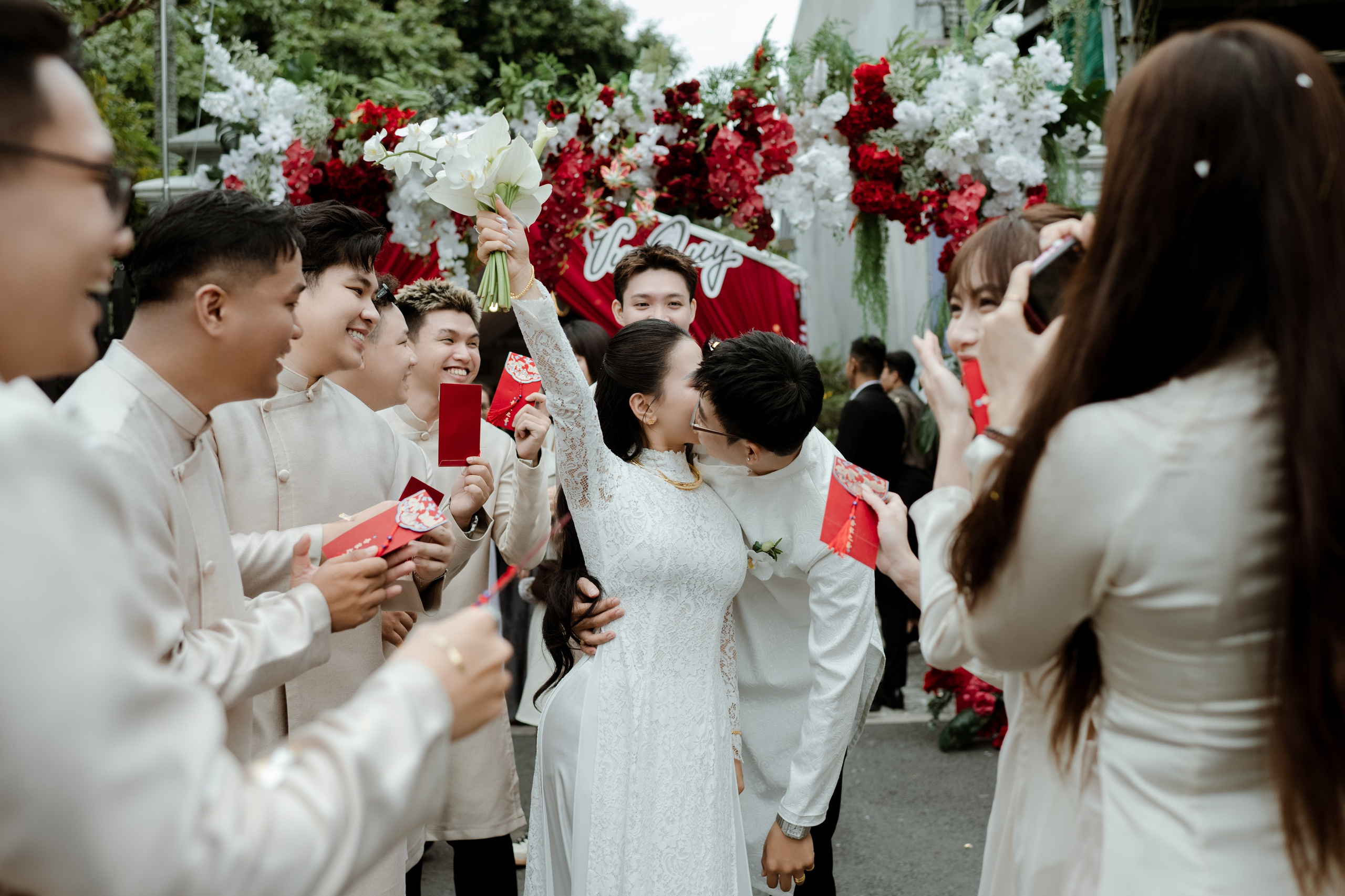 Man + Thu | Photojournalism. BenColor Studio