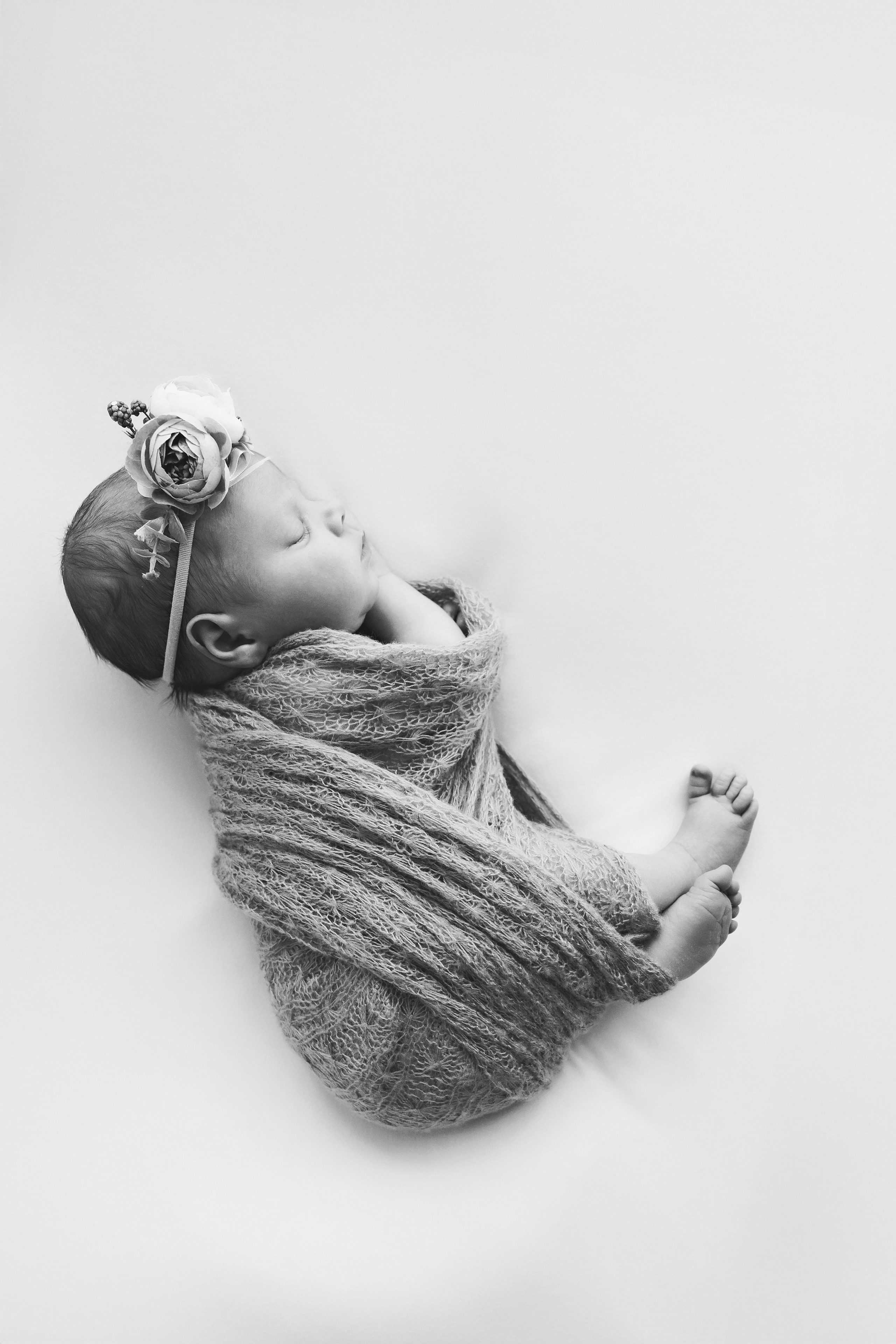 Фотосесия за новородени в студио. Фотограф Ирина Йотова