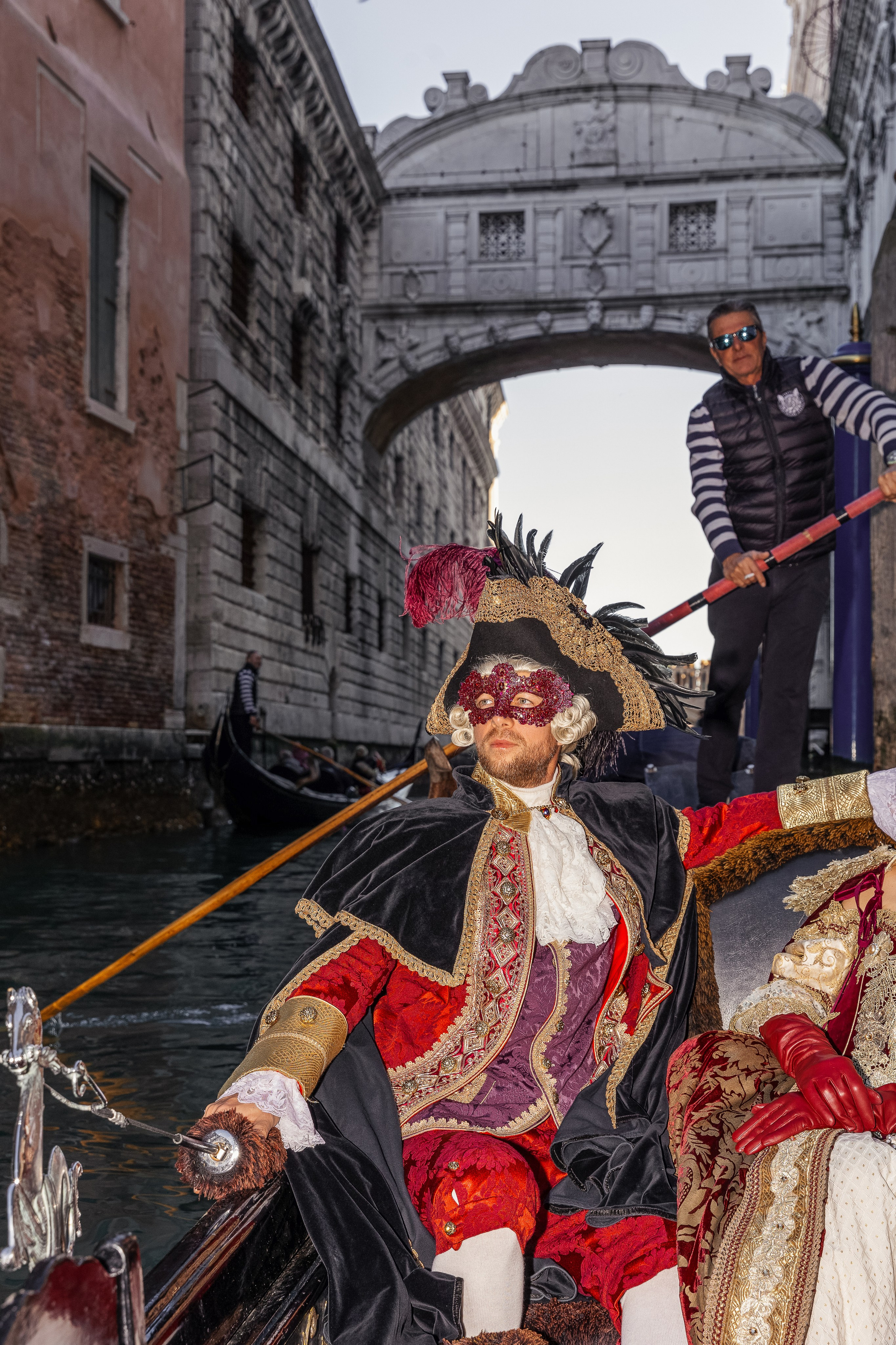 Aleksandr & Ekaterina in venetian carnival