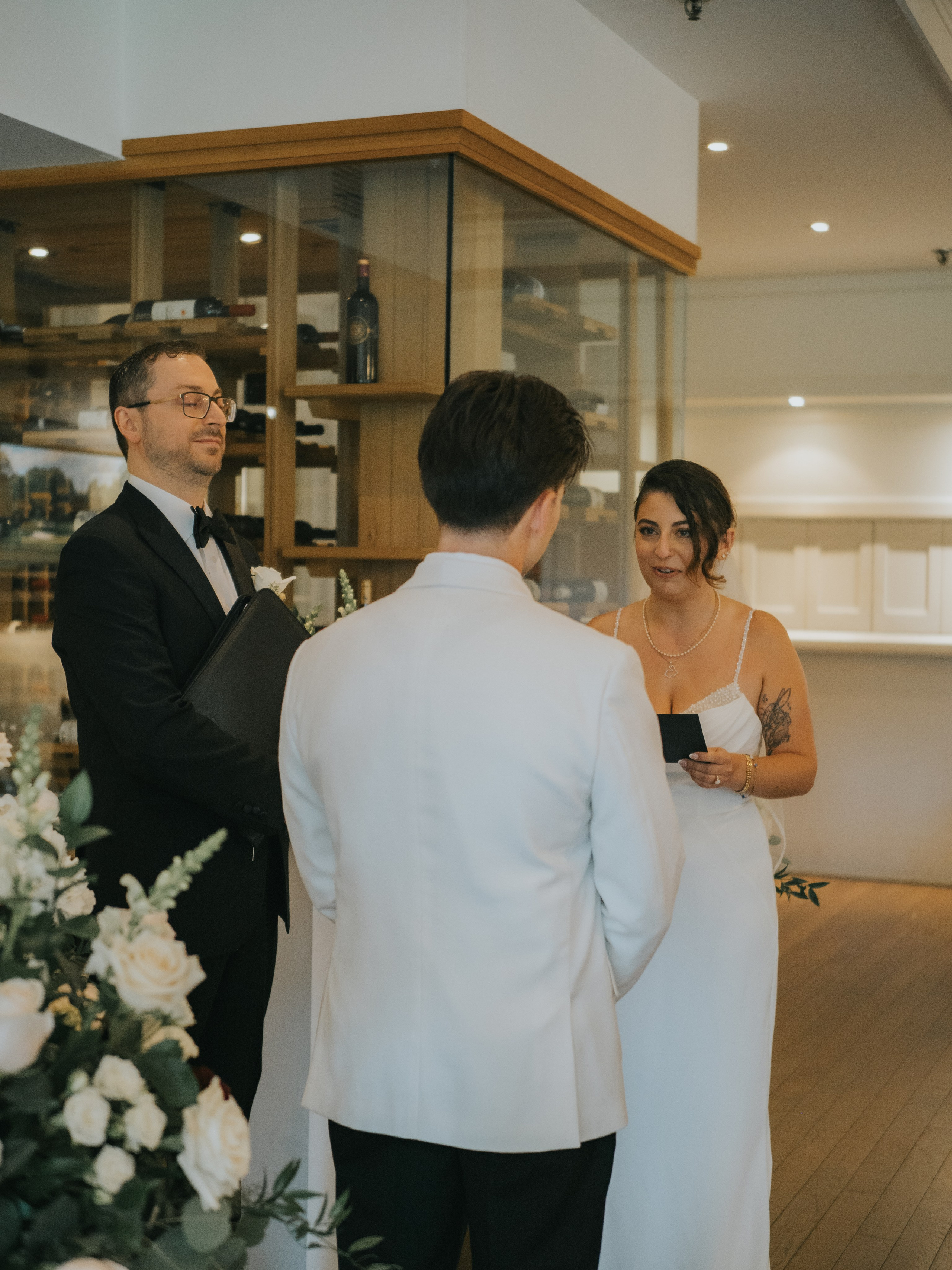 Wedding of Cassandra and Loïc in Beaconsfield, Montreal. Wedding and Family Photography Montreal Muriel Oe Photo