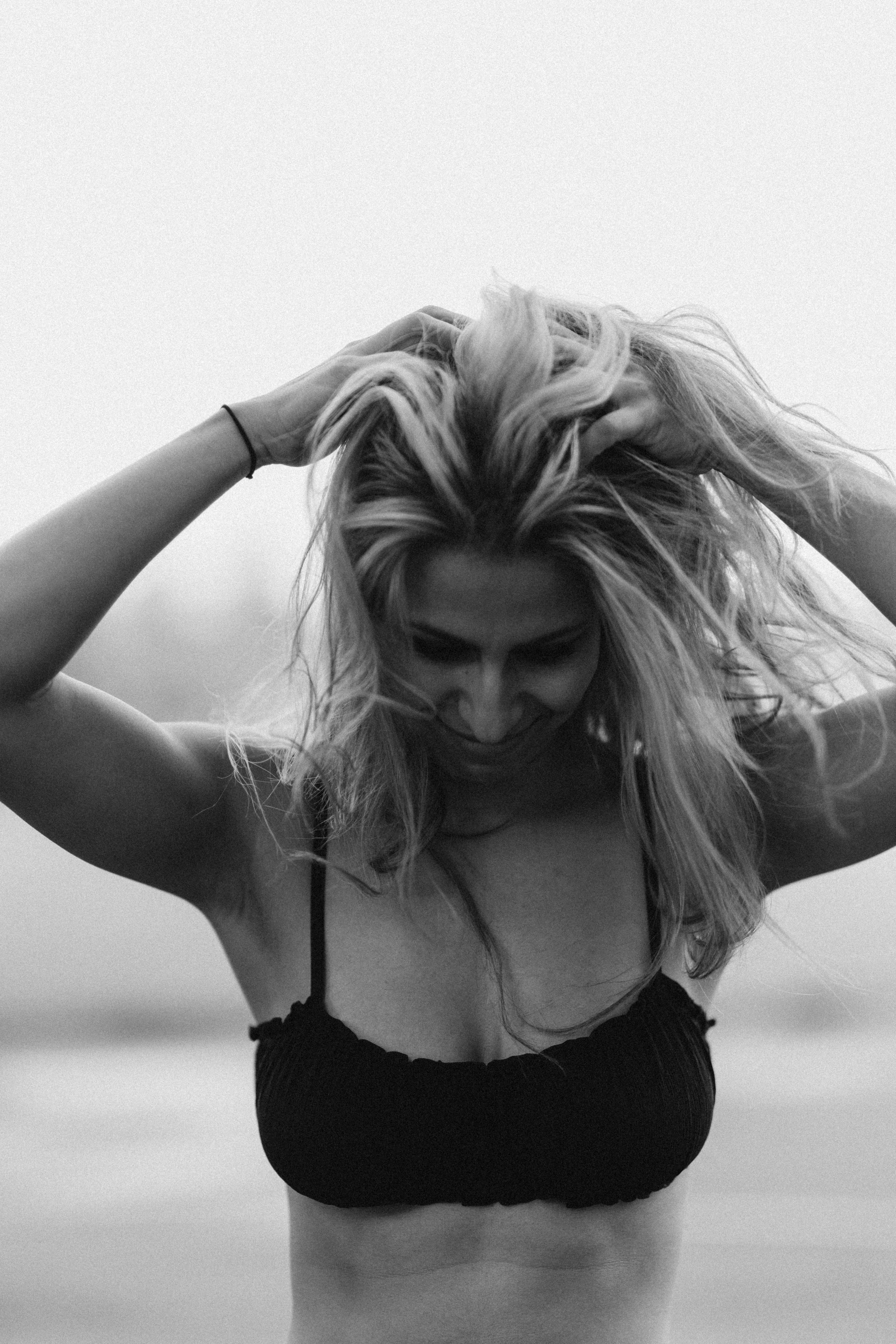 Mitra. Wedding and potrait photographer in Helsinki Vickan O