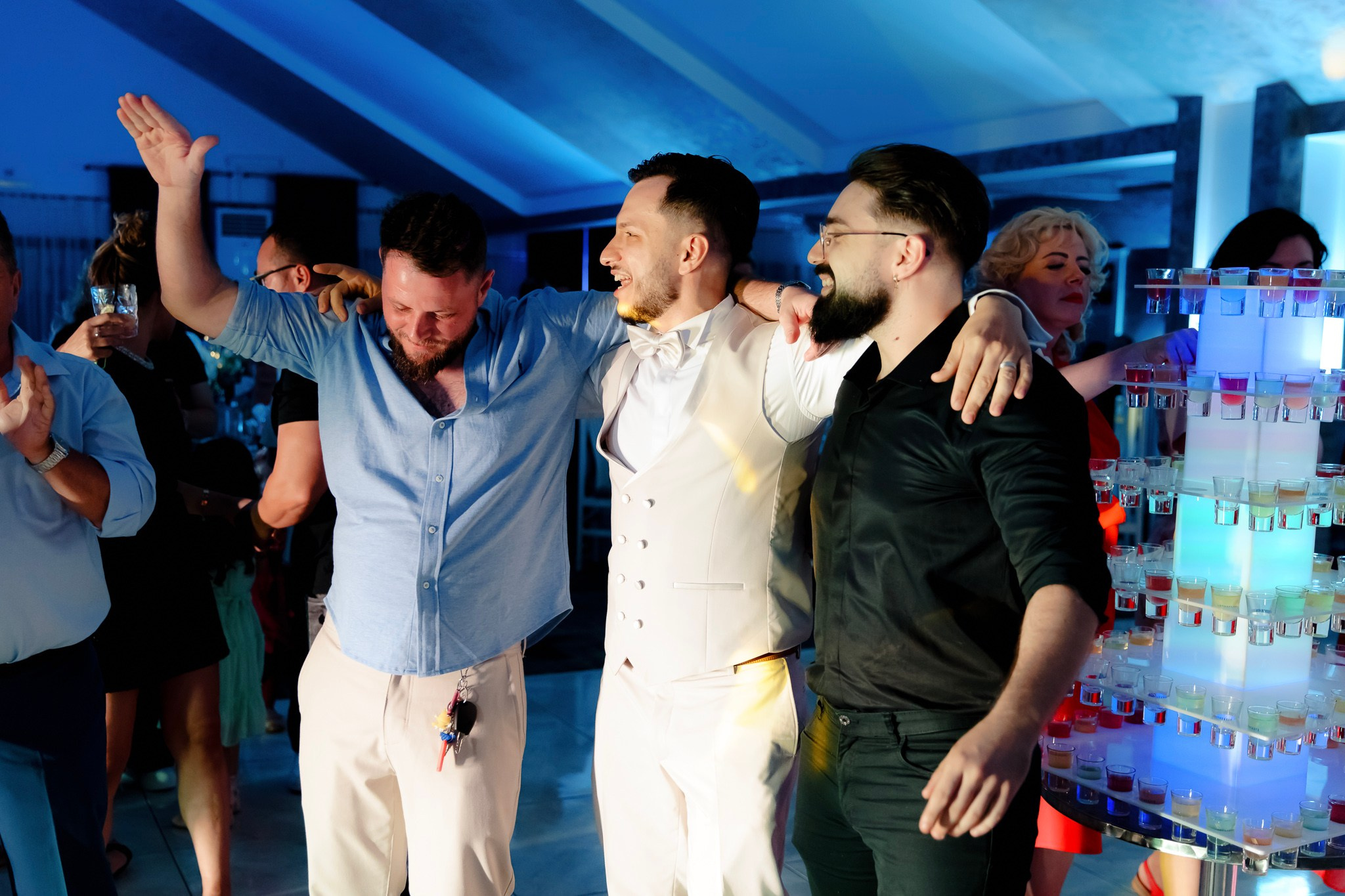 Ioana & Ionuț | Nuntă de poveste la Păstrăvăria Poiana din Mălini județul Suceava. Servicii foto-video profesionale, pentru momente de neuitat