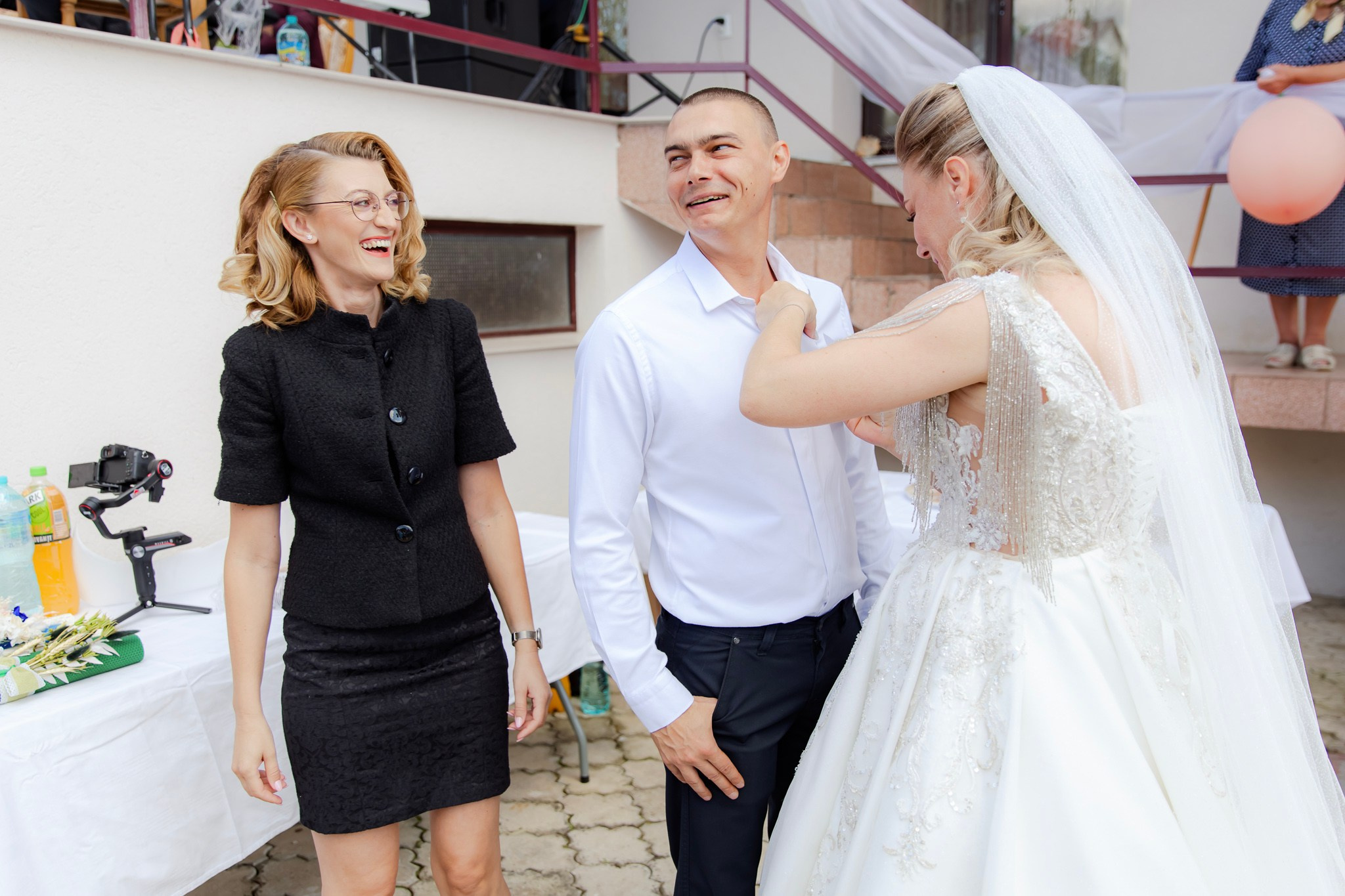 Mihai & Oana. Servicii foto-video profesionale, pentru momente de neuitat