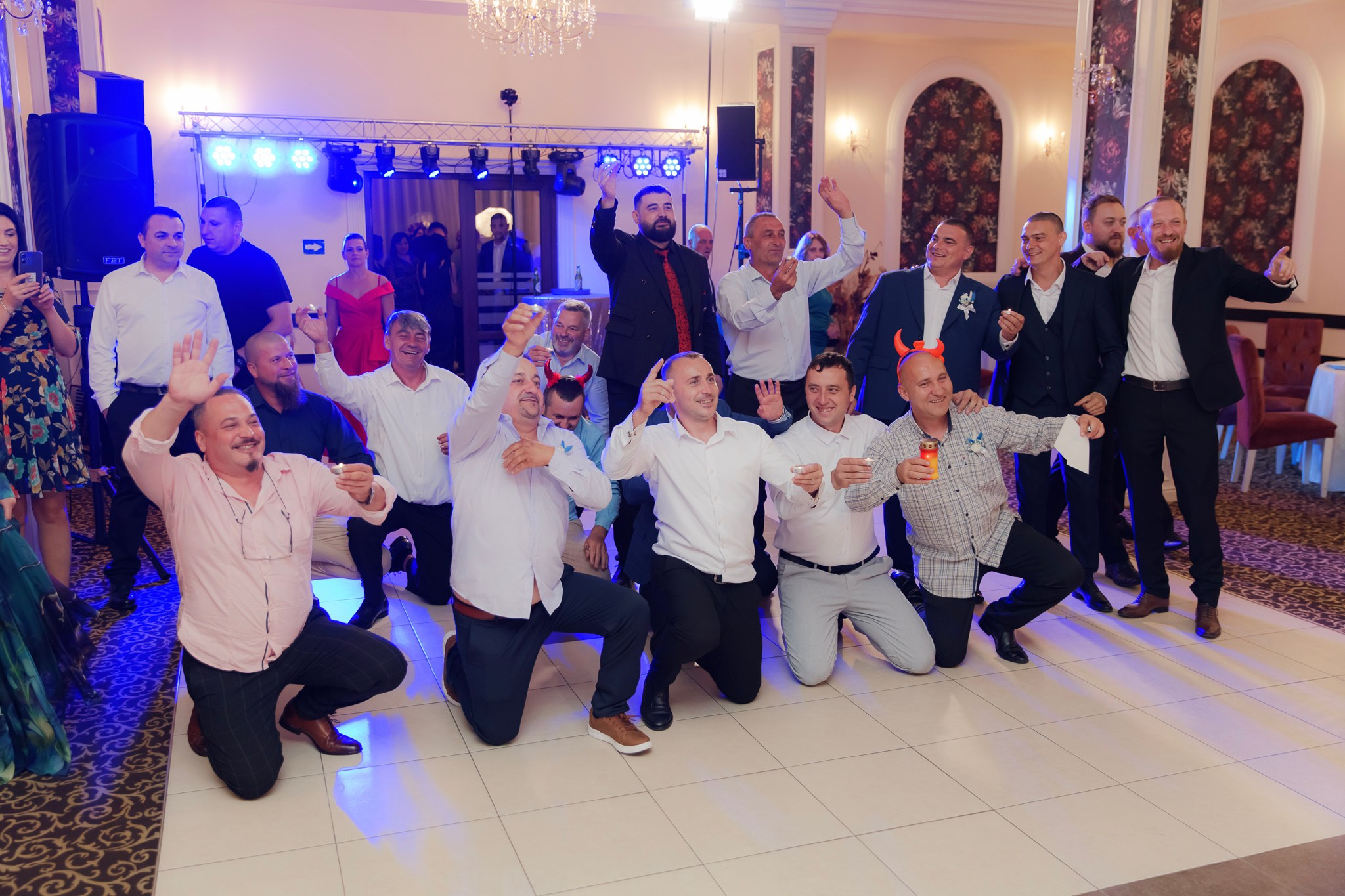 Mihai & Oana. Servicii foto-video profesionale, pentru momente de neuitat