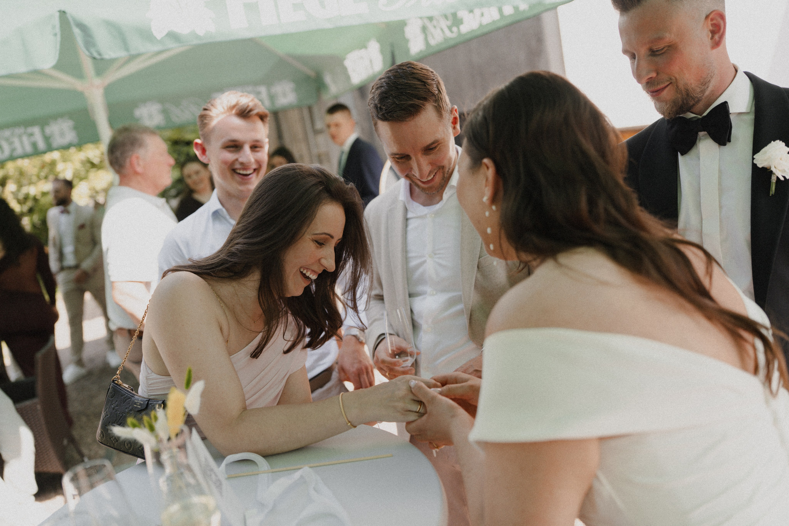 Jessica & Felix I Gesellschaft Harmonie Bochum. Hochzeitsfotografin Bochum | Halyna Reiche Fotografie NRW