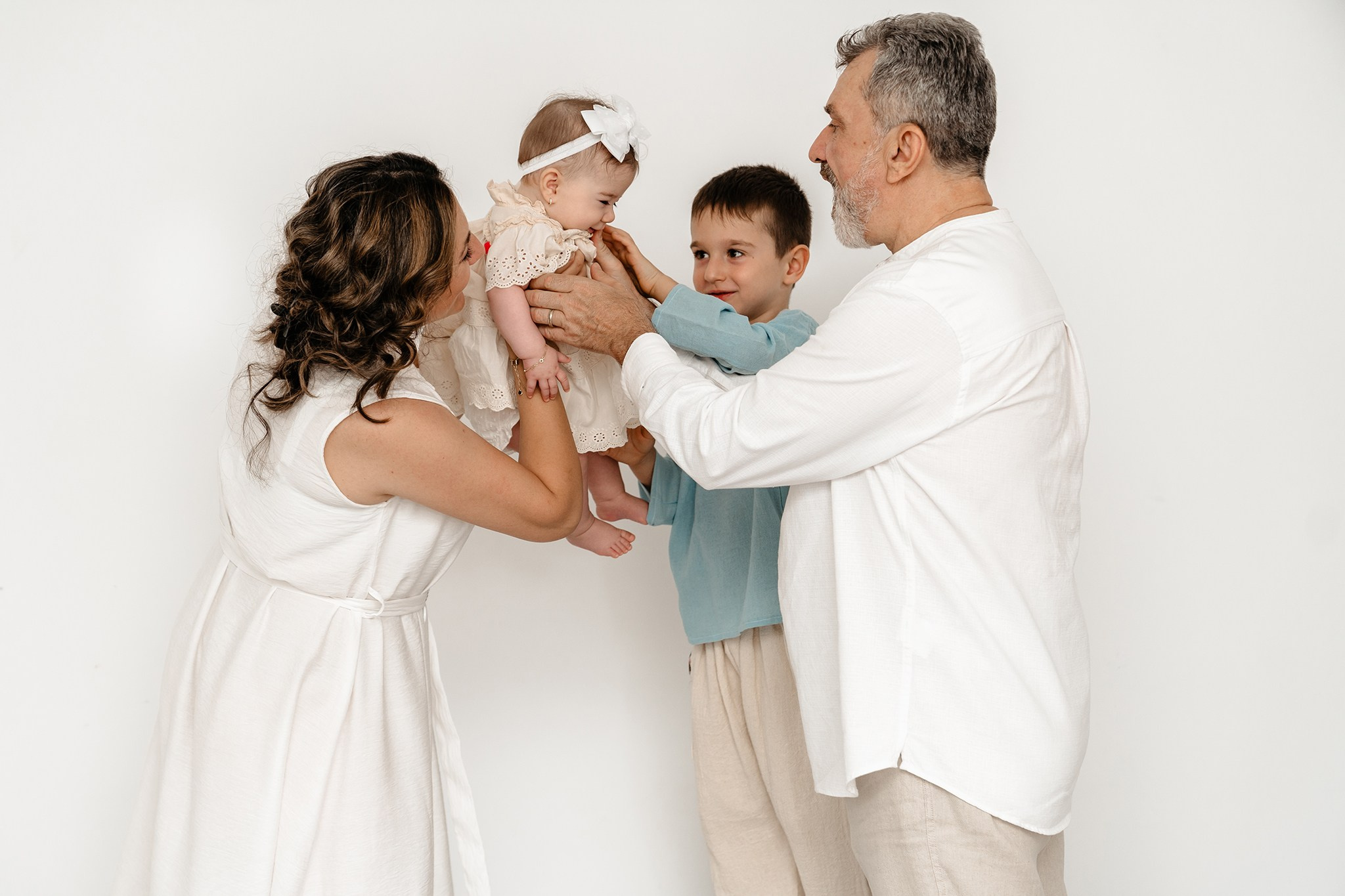 Amina. Fotograf evenimente. Fotograf nunta. Fotograf Botez. Mihaela Savu