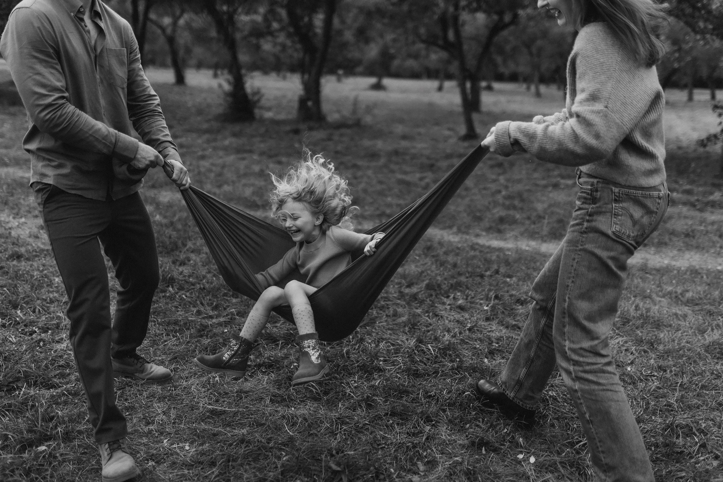 Pašėlusi šeimos fotosesija | OBELŲ SODAS. Vestuvių ir šeimų fotografė Lena Bondarenko / belove photo