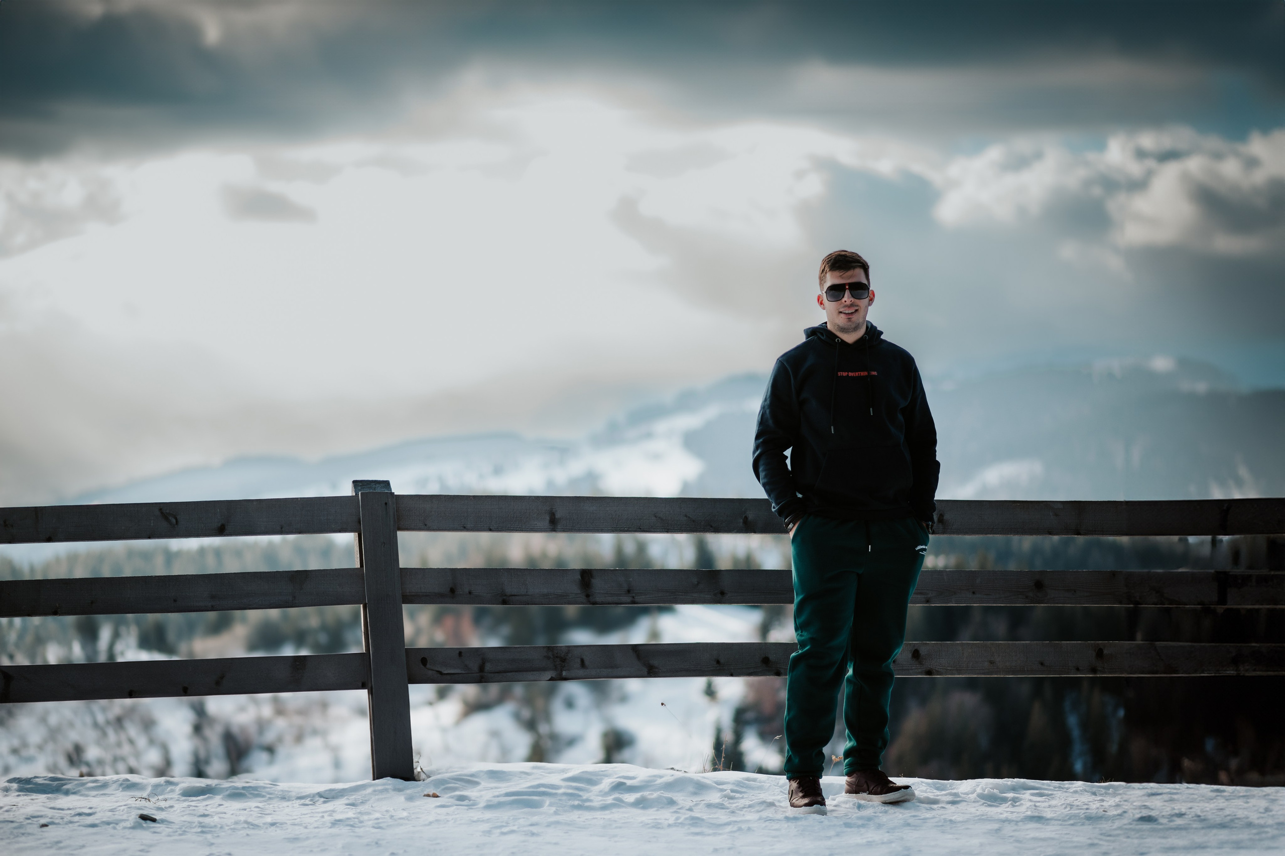 Portrete. Andrei Voicu Fotograf. Povești nescrise, surprinse atent