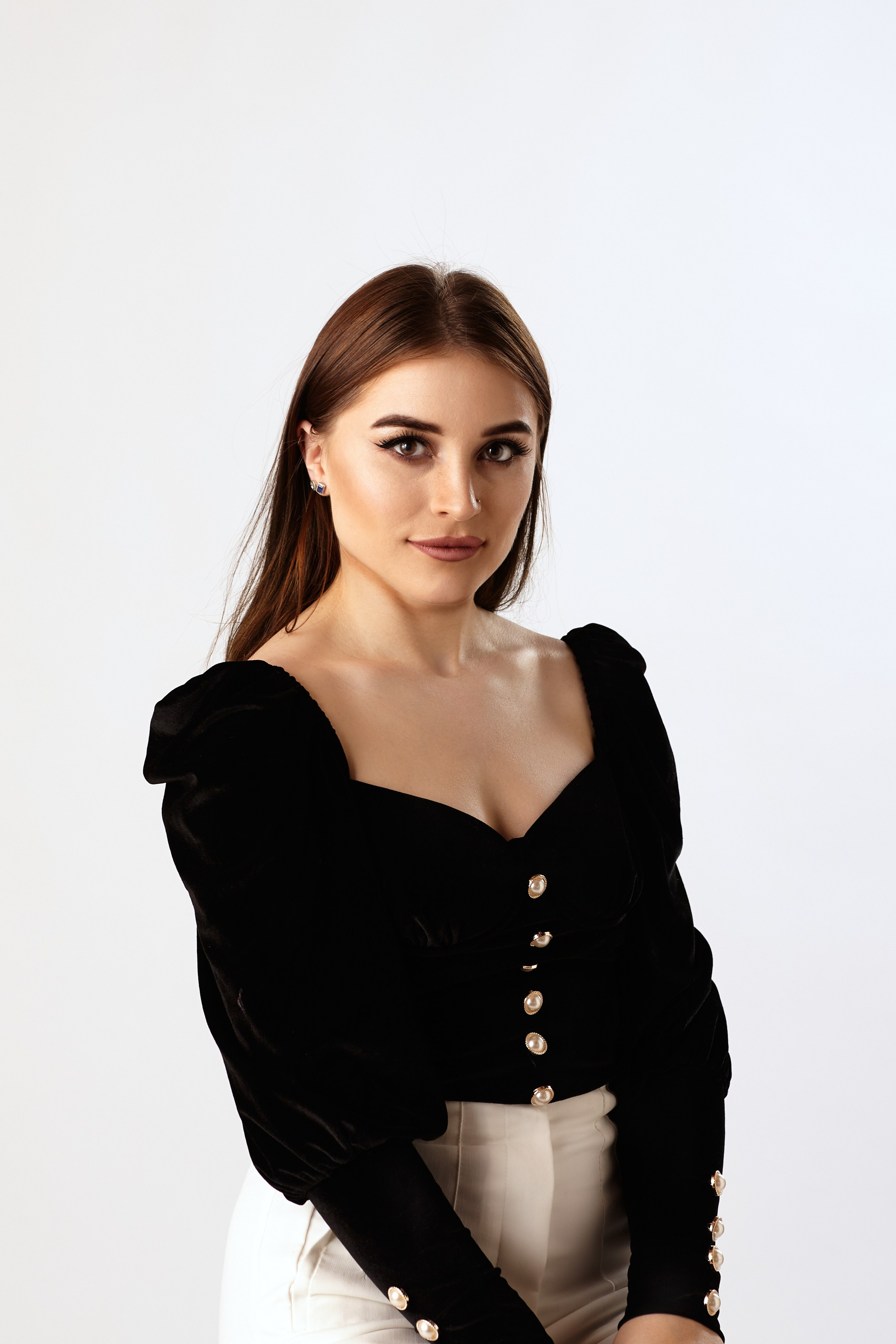 Haarpflege. Dmitrii Lukinykh | Visuelles Storytelling & Cinematische Fotografie in Hamburg