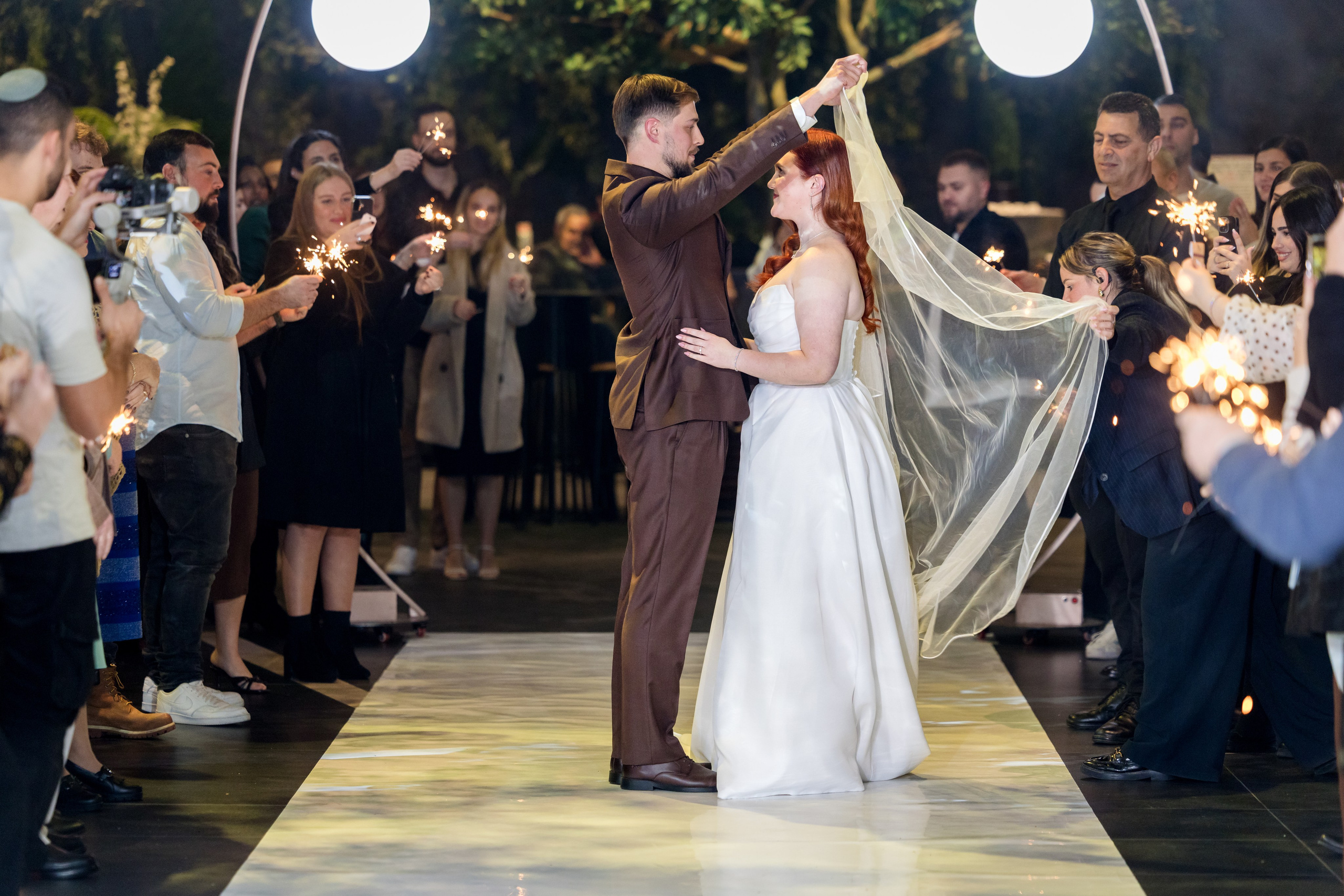 Karen & Nikita. AMIR BUCHNIK PHOTOGRAPHER