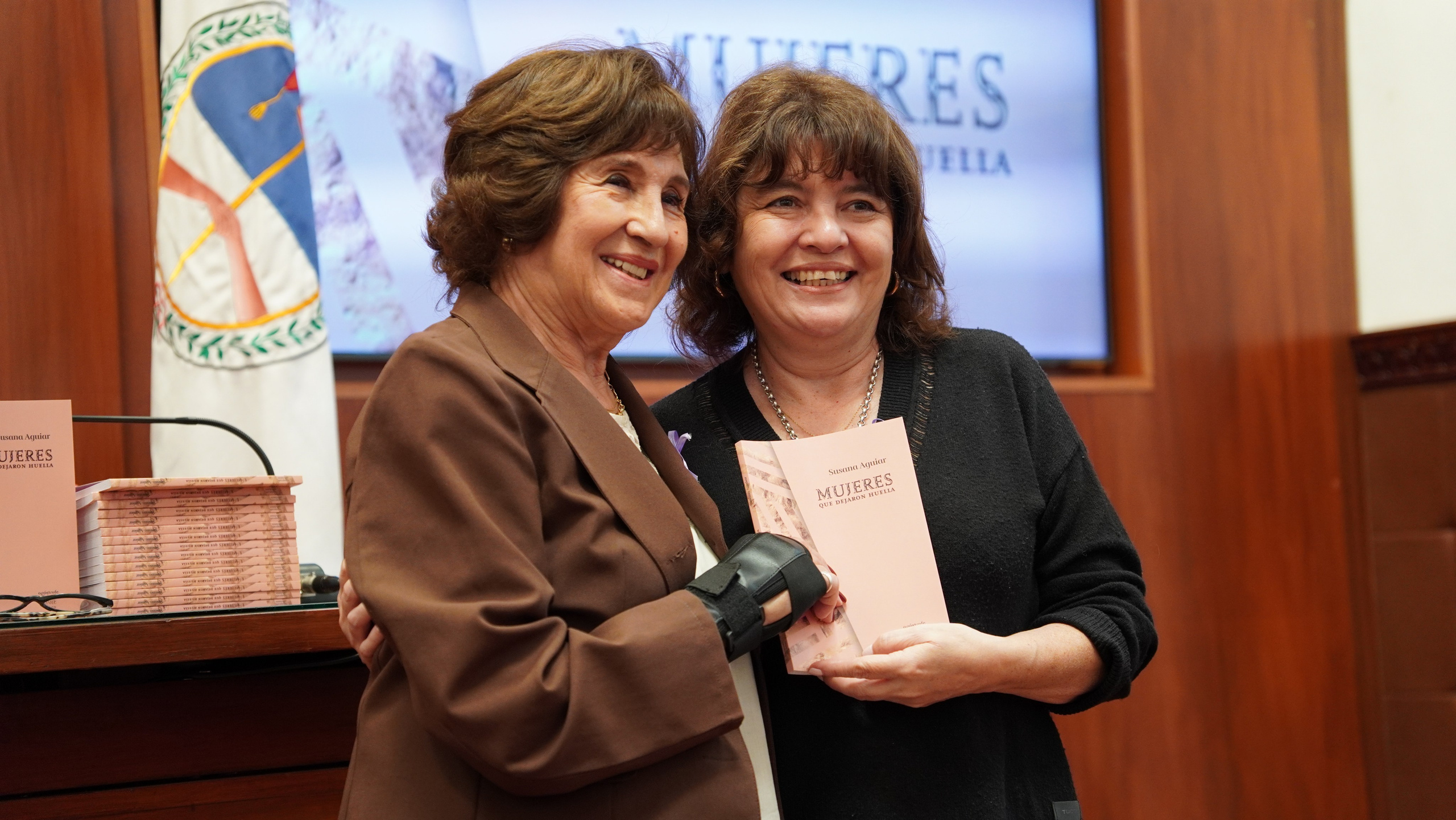 Presentación de libro, Legislatura de Jujuy. Cuarta Pared