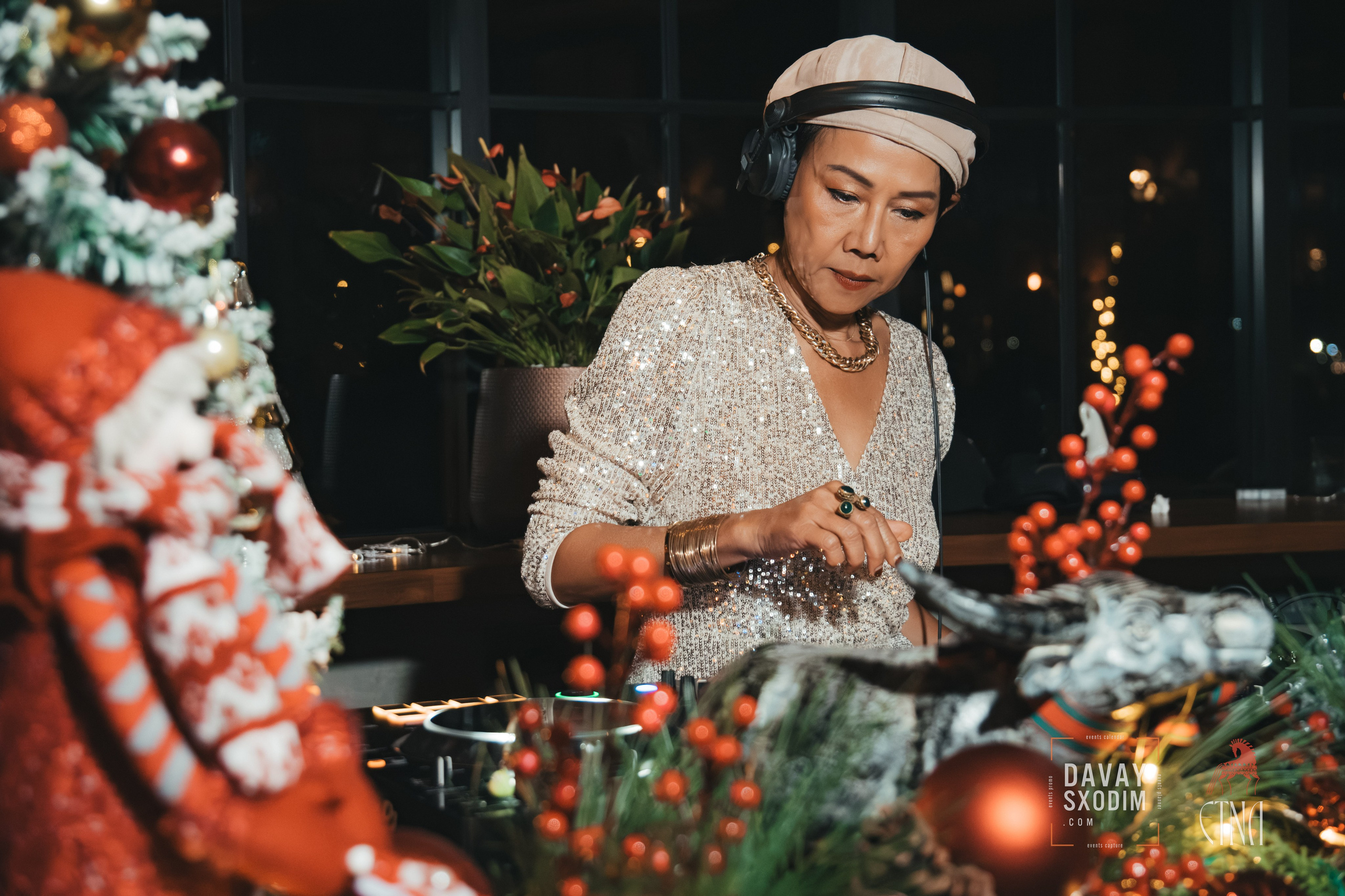 Новогодняя вечеринка | Фоторепортаж | Афиша | DAVAYSXODIM.com PHUKET. АФИША|ФОТОРЕПОРТАЖИ|ИВЕНТЫ|ПХУКЕТ