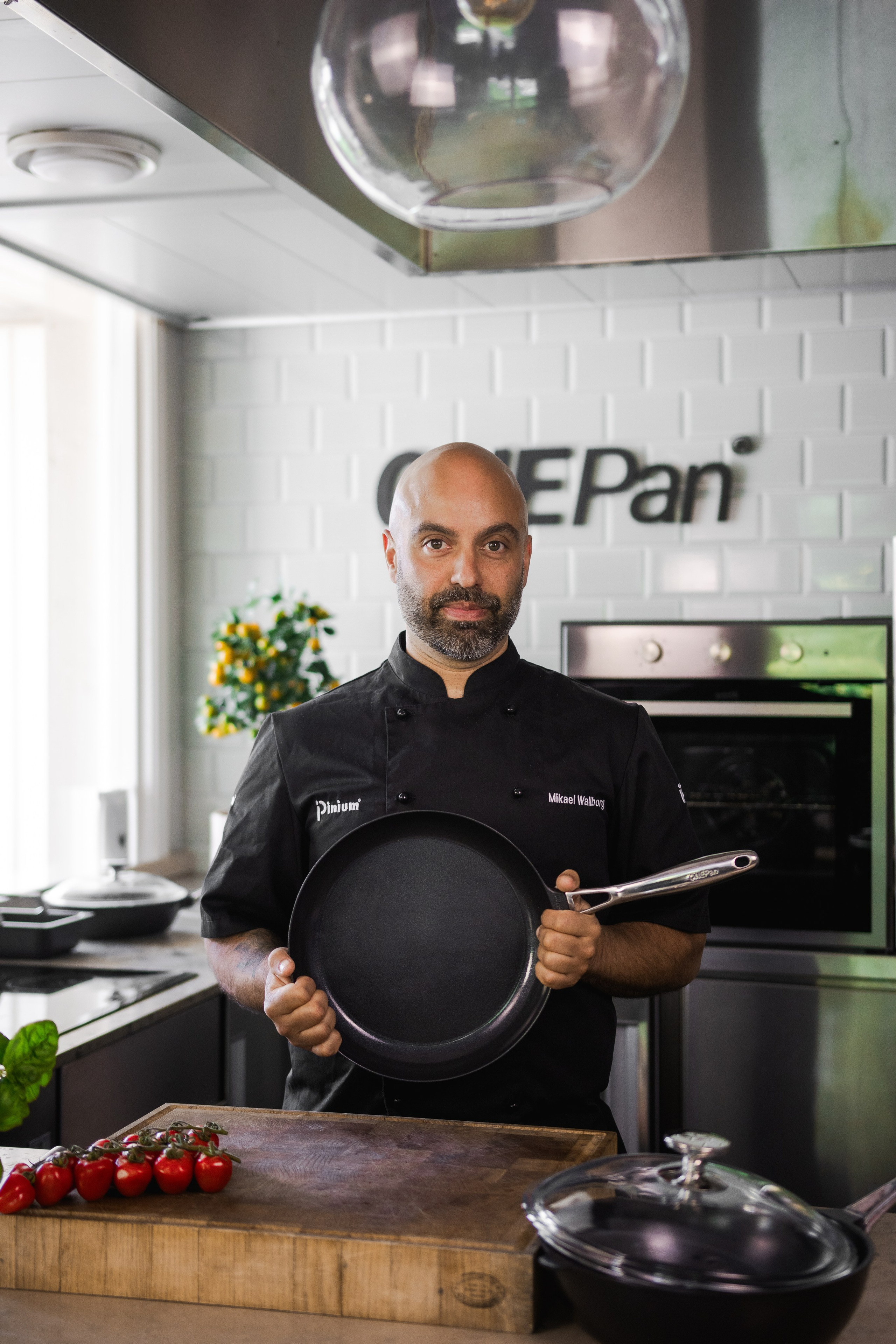 OnePan. Photographer in Gothenburg Aleksandra Stroganova