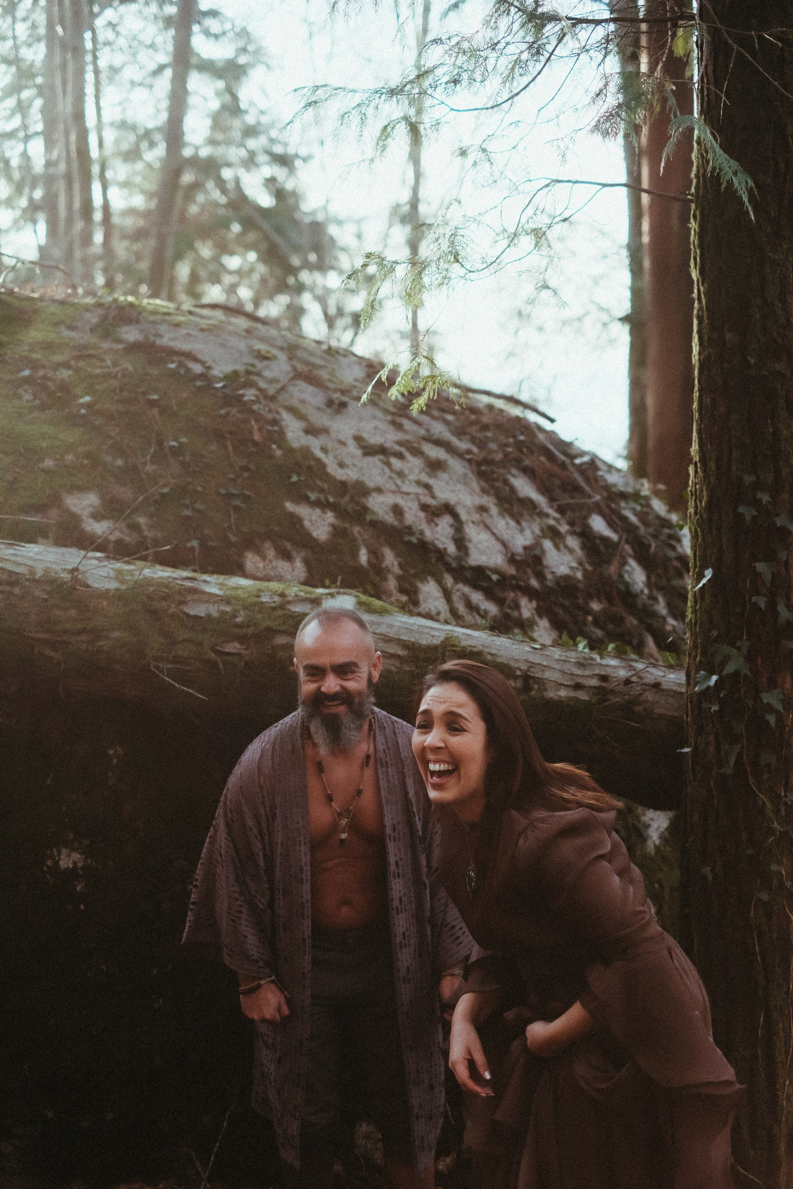 Free spirited pre wedding photography in Portuguese woodland