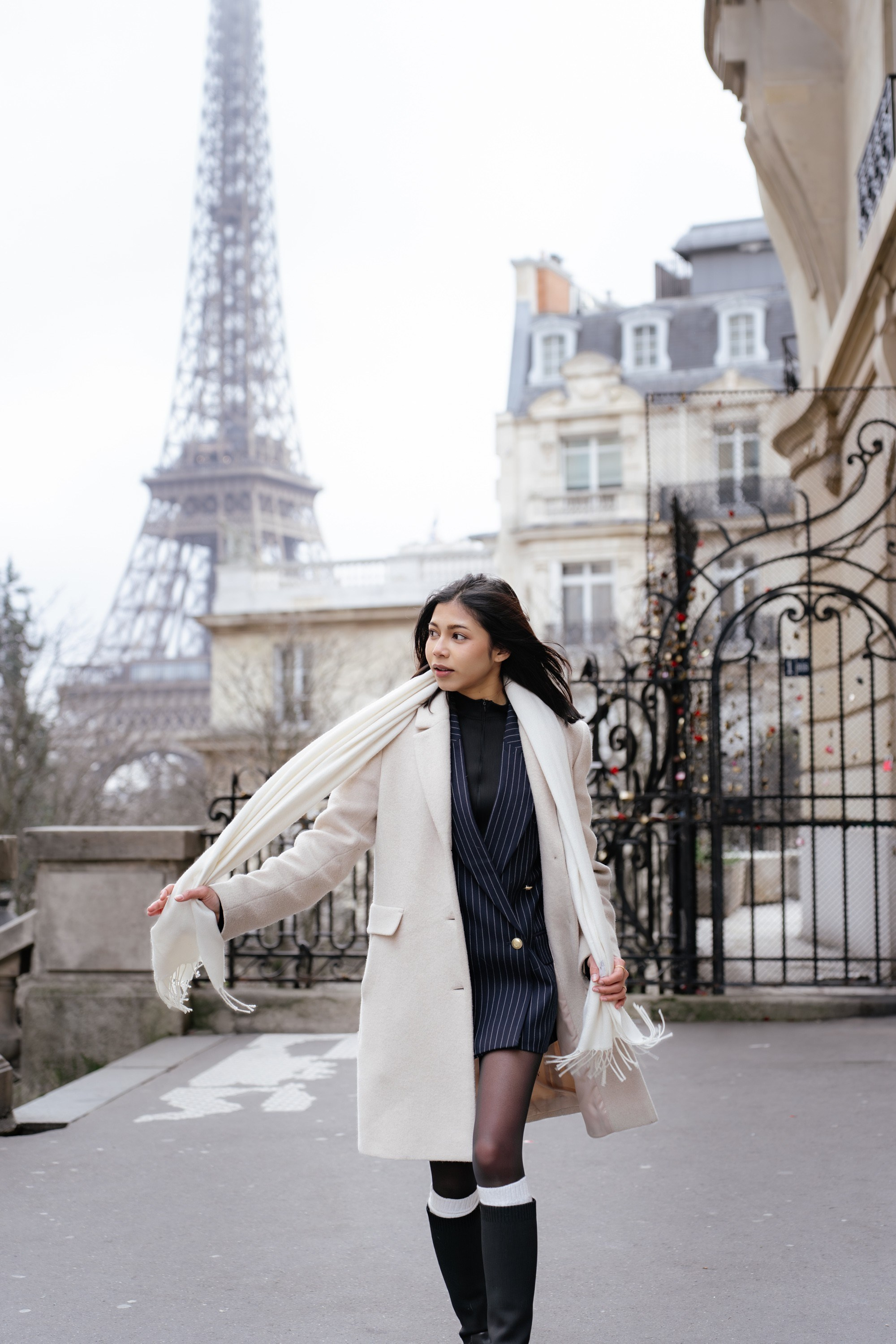 Solo Portrait Session: Louvre & Eiffel Tower. Paris Photographer & Videographer