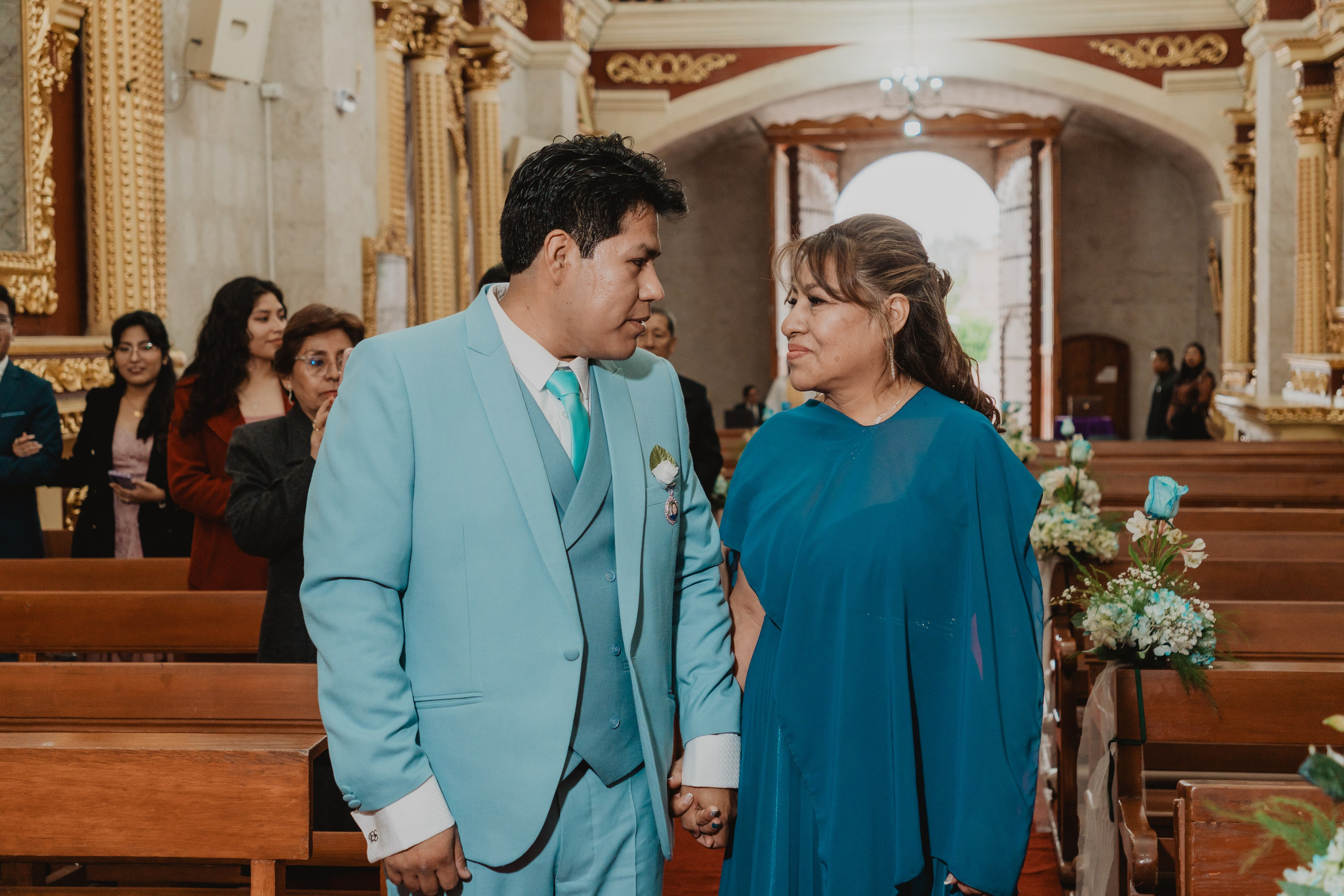 STEISY + EMMANUEL | BODA RELIGIOSA. Studio KVTA | Fotografía y Video de Bodas en Arequipa