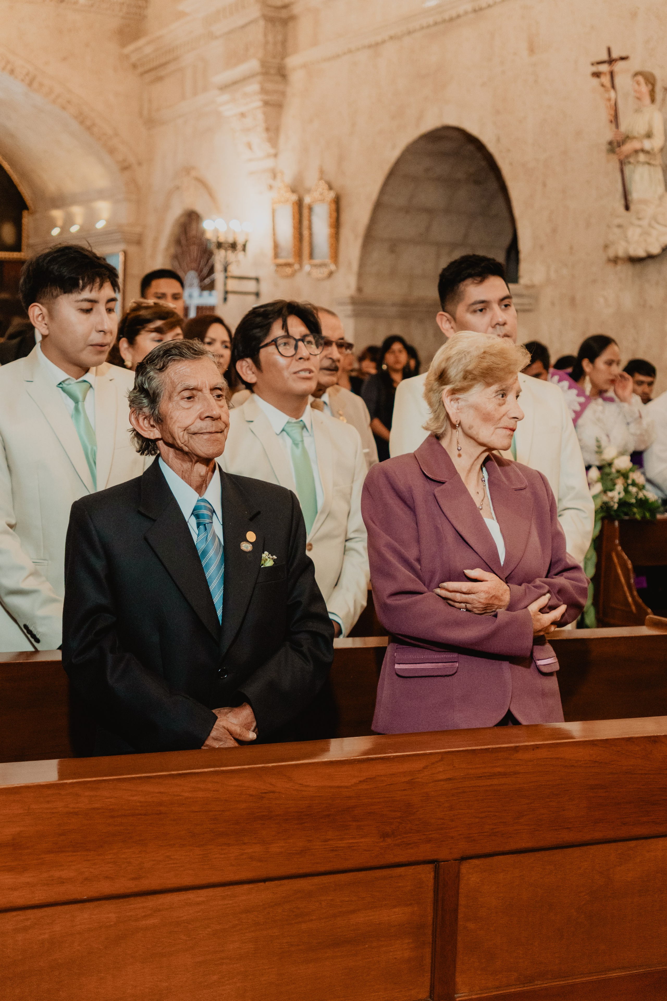 FERNANDO + MARIBEL | BODA RELIGIOSA. Studio KVTA | Fotografía y Video de Bodas en Arequipa