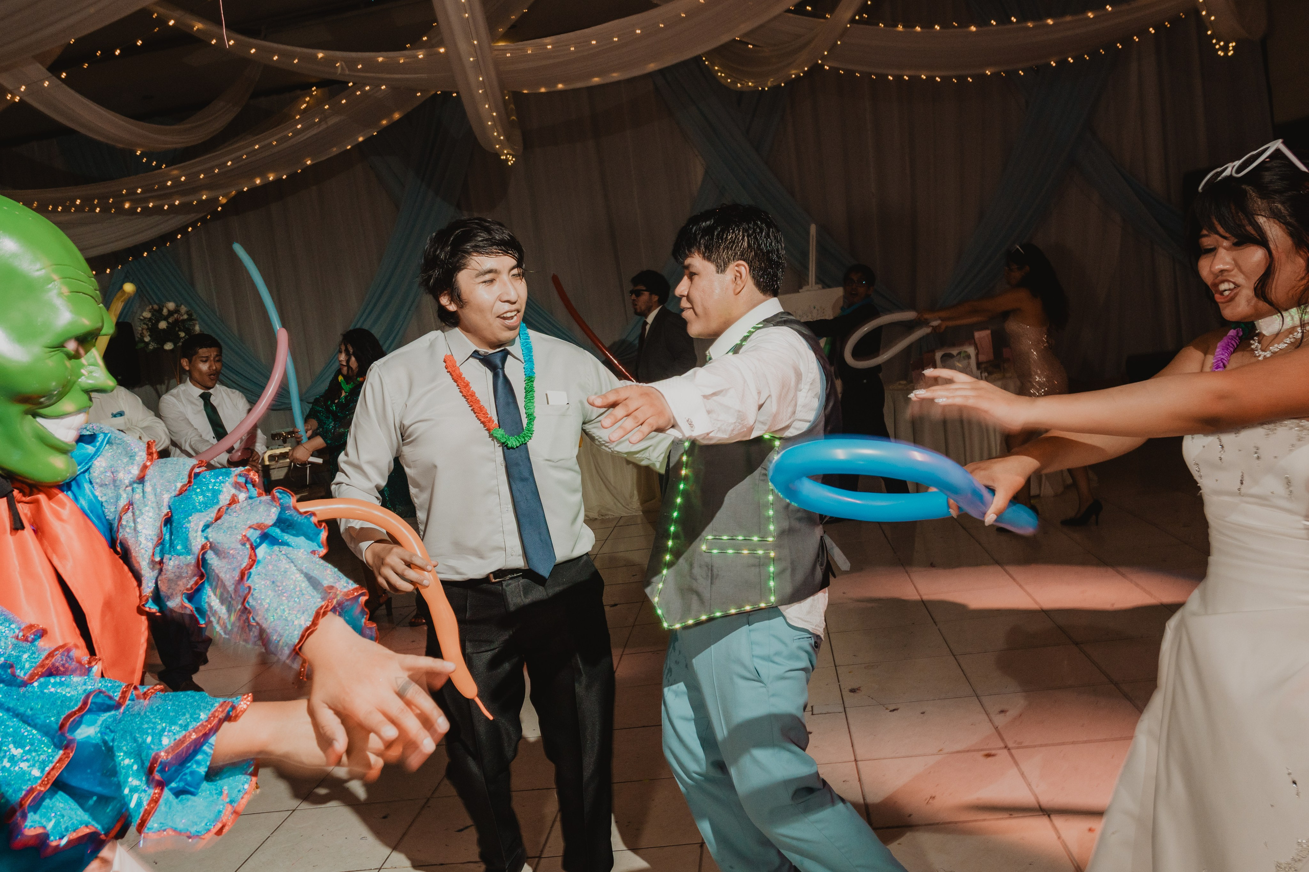 STEISY + EMMANUEL | BODA RELIGIOSA. Studio KVTA | Fotografía y Video de Bodas en Arequipa