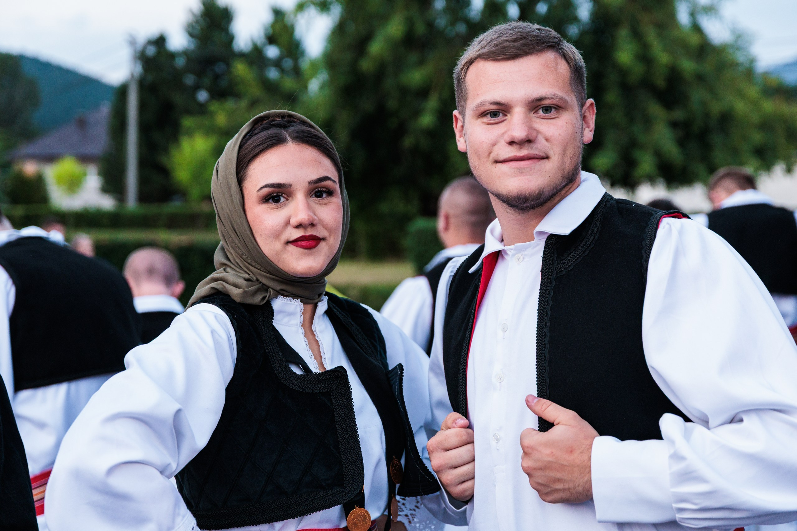 Folklorni izvođači tokom kulturne manifestacije u Tarčinu, Hadžići