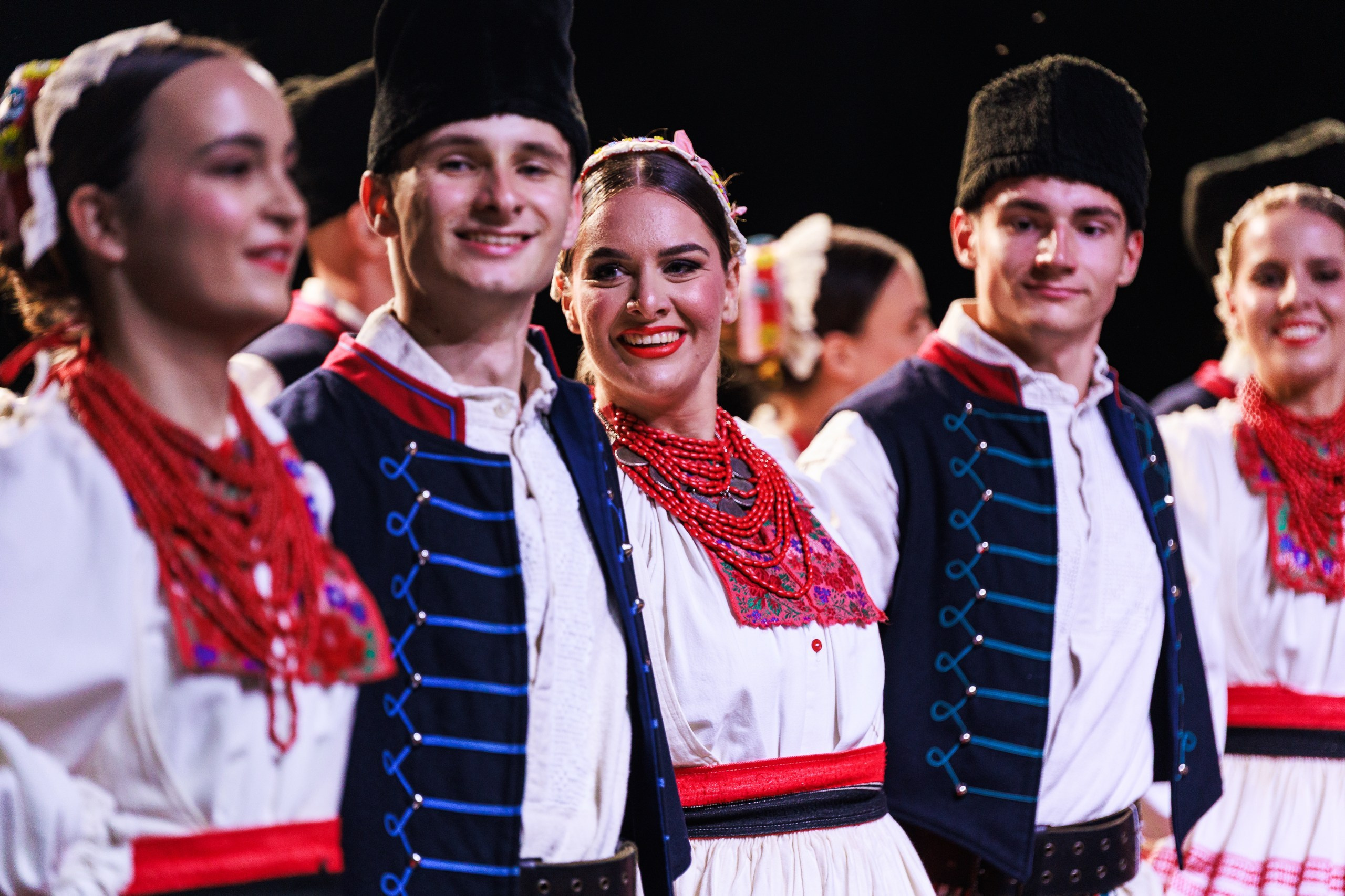Fotografija kulturnog događaja u Sarajevu autora Namira Čomage – profesionalna event, dokumentarna i kulturno-baštinska fotografija folklora, tradicionalnog plesa i narodnih nošnji.
