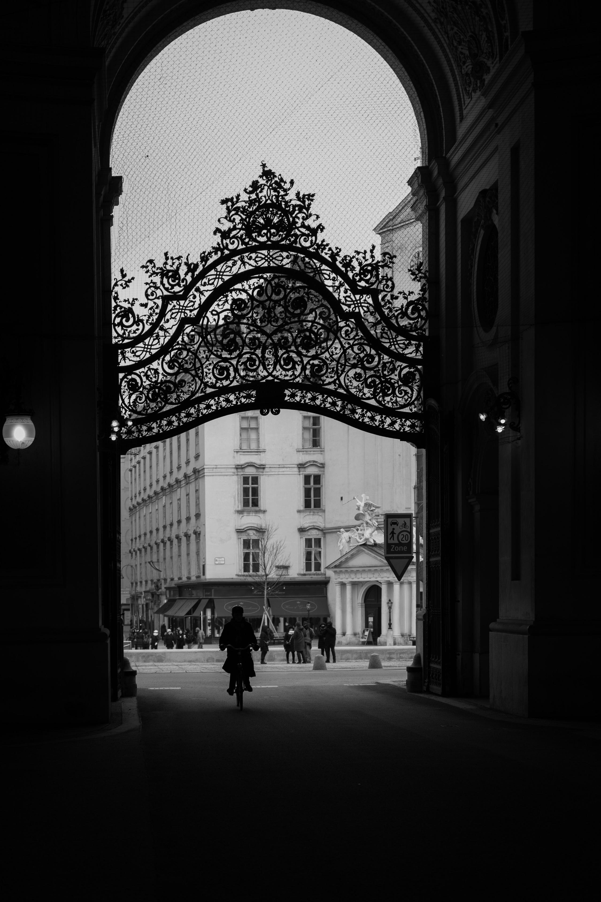 street photography Vienna monochrome architecture geometry light shadow