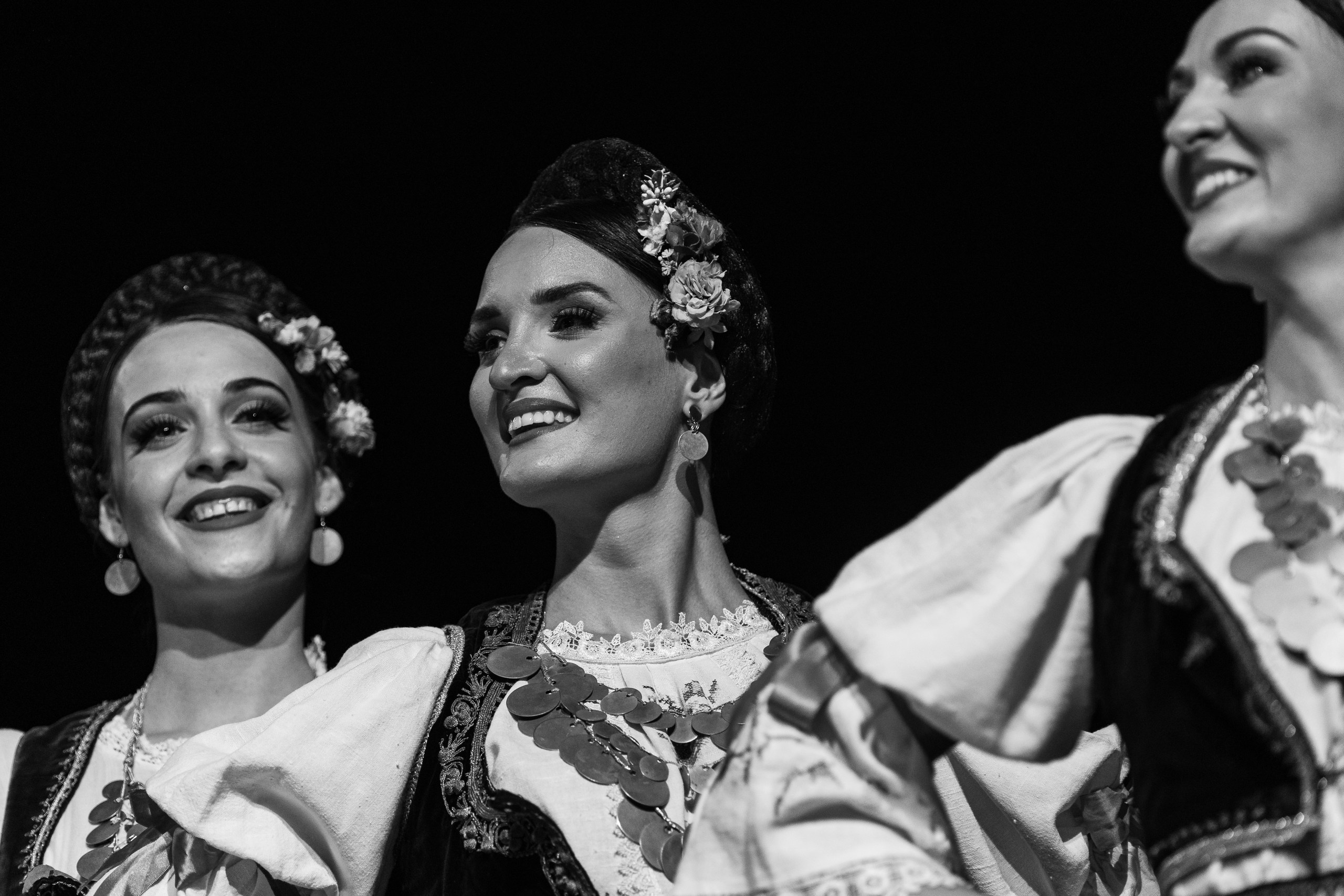 Fotografija kulturnog događaja u Sarajevu autora Namira Čomage – profesionalna event, dokumentarna i kulturno-baštinska fotografija folklora, tradicionalnog plesa i narodnih nošnji.