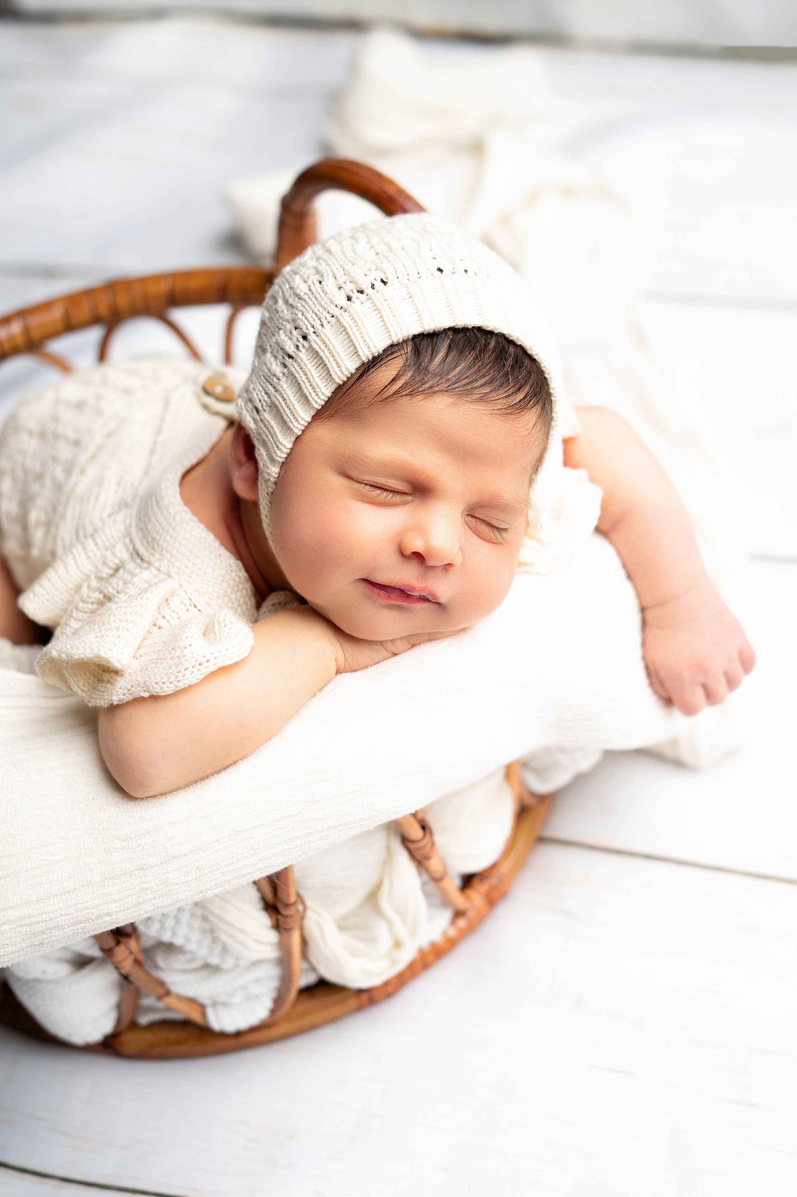 Props. Newborn Photographer and life casting in Dubai Dariya Saeed