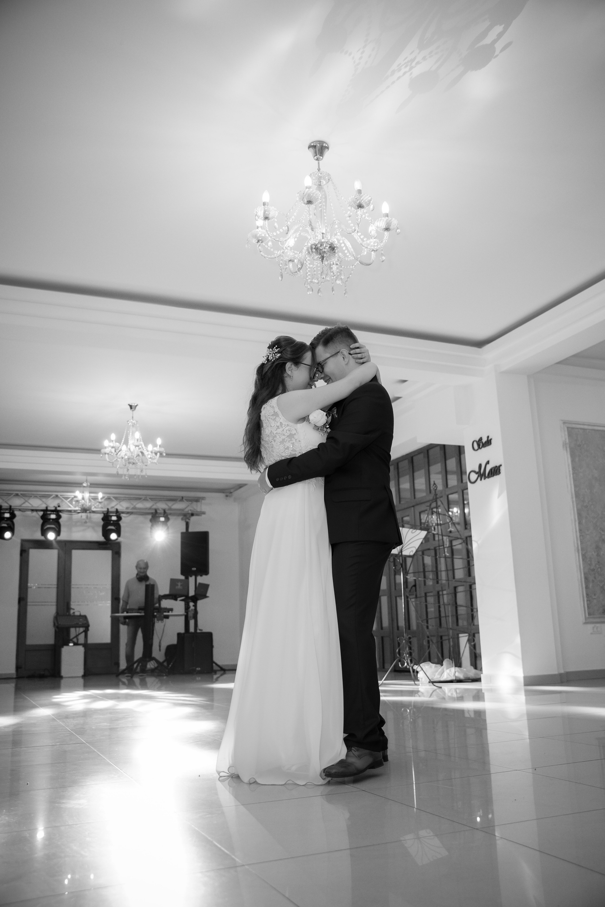 CRISTIAN & LAURA. RRStudio — Fotograf evenimente