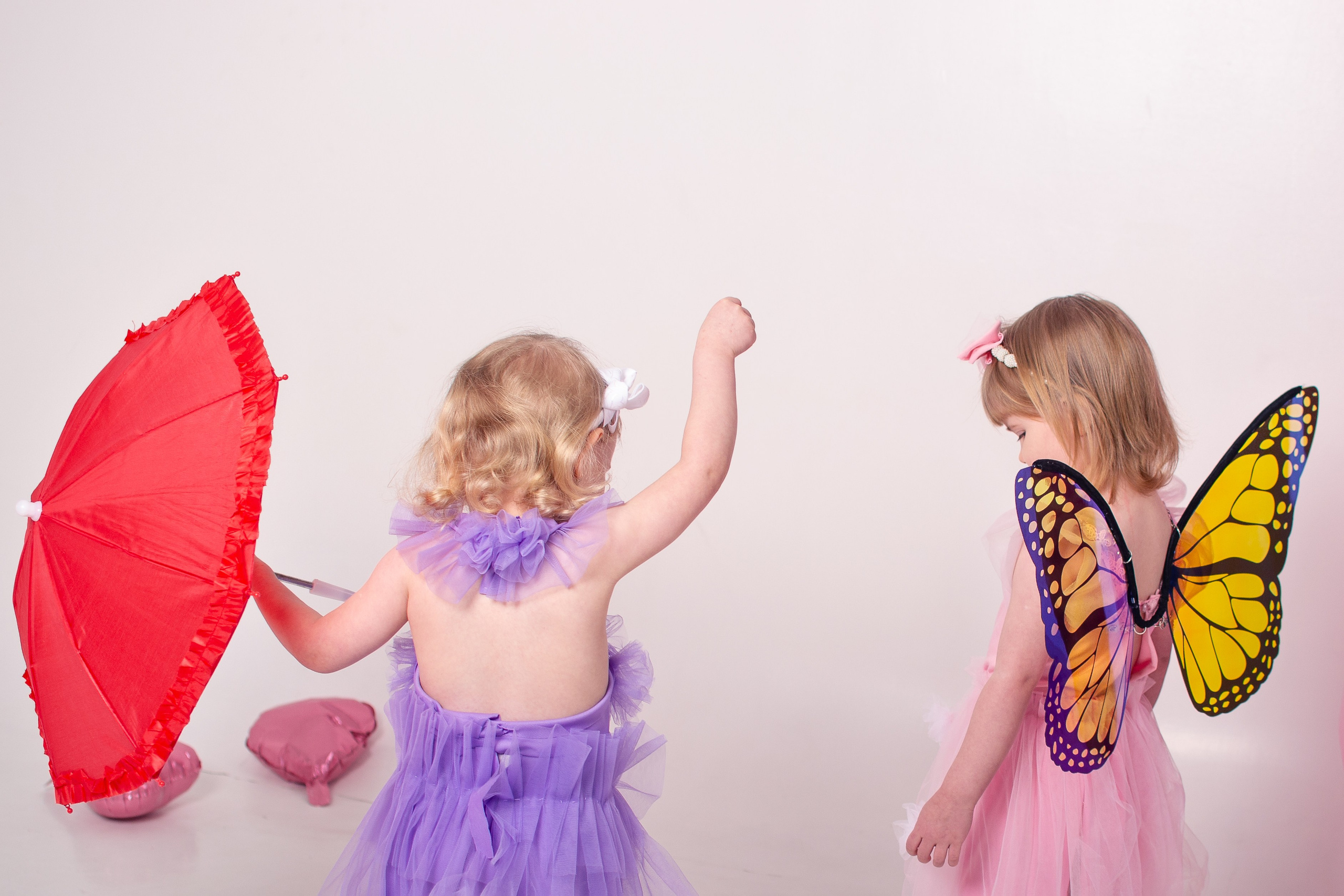 Сестрички. Фотограф новорожденных в Темиртау и Караганде Любовь Жукова newborn