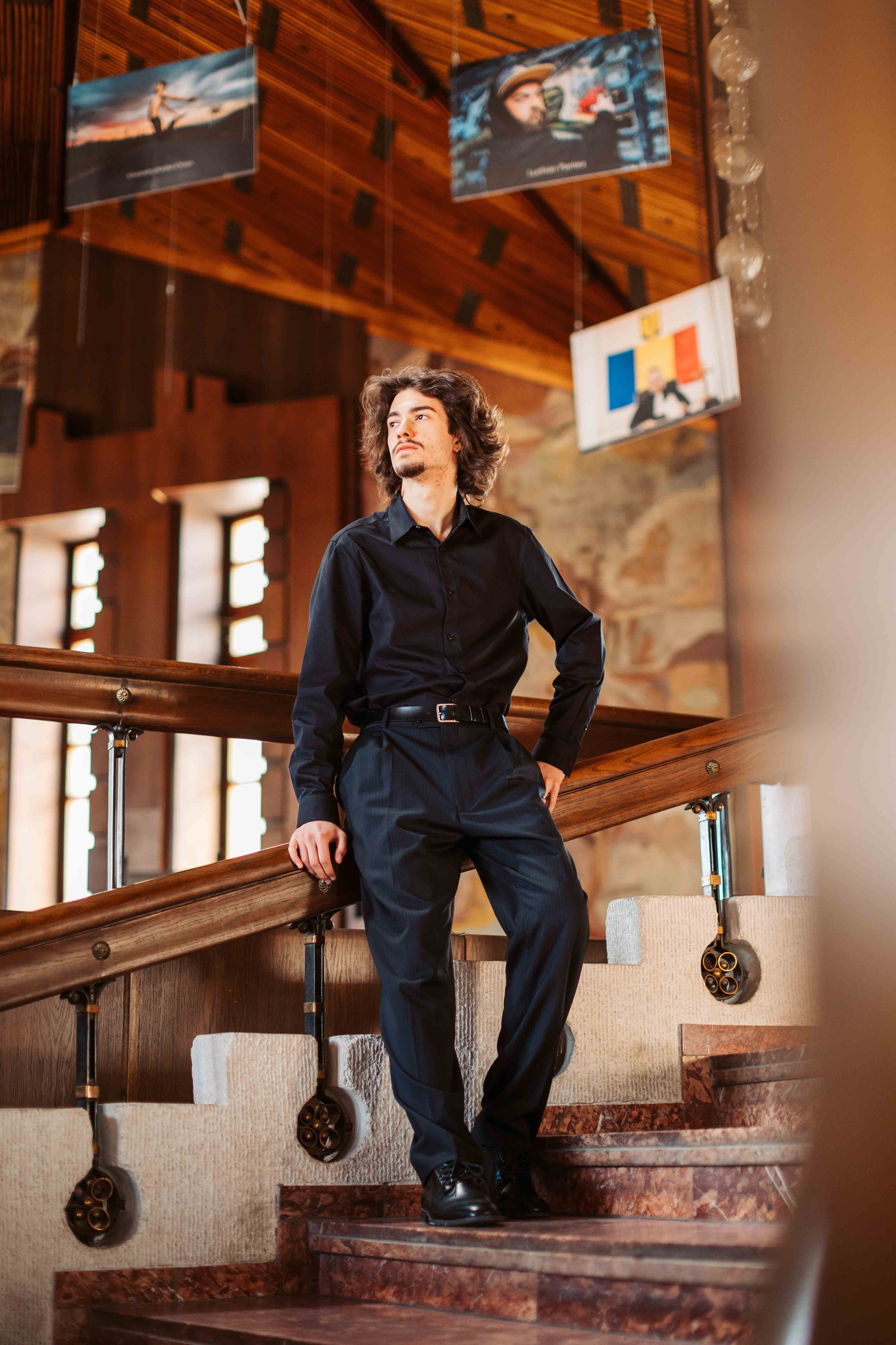 12C — Unirea. Contrast Studio