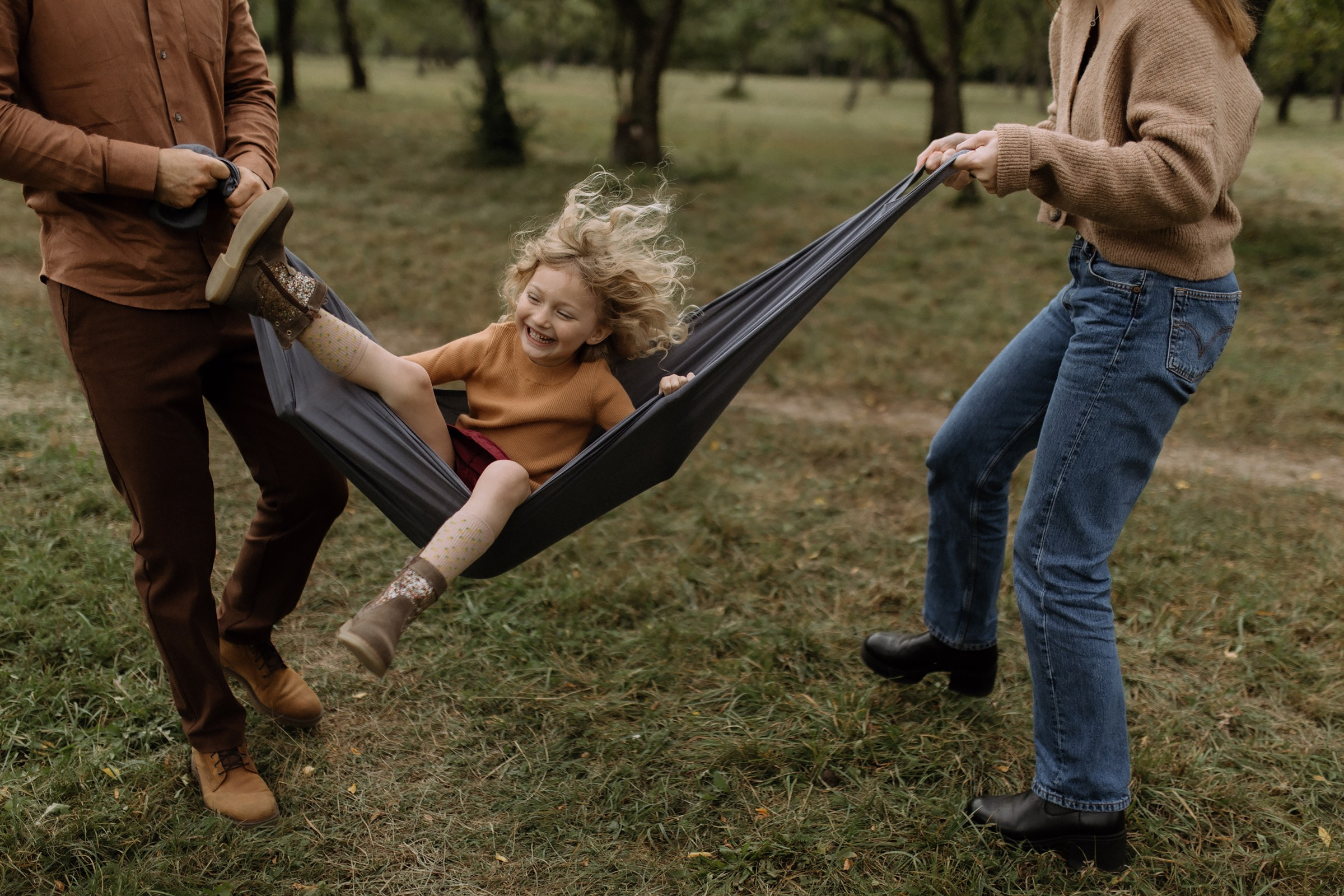 Pašėlusi šeimos fotosesija | OBELŲ SODAS. Vestuvių ir šeimų fotografė Lena Bondarenko / belove photo
